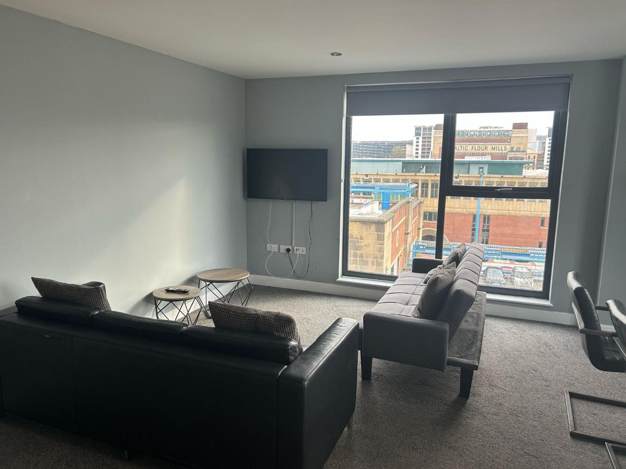 Central City Centre Quayside Apartments with Parking, Newcastle-Upon-Tyne