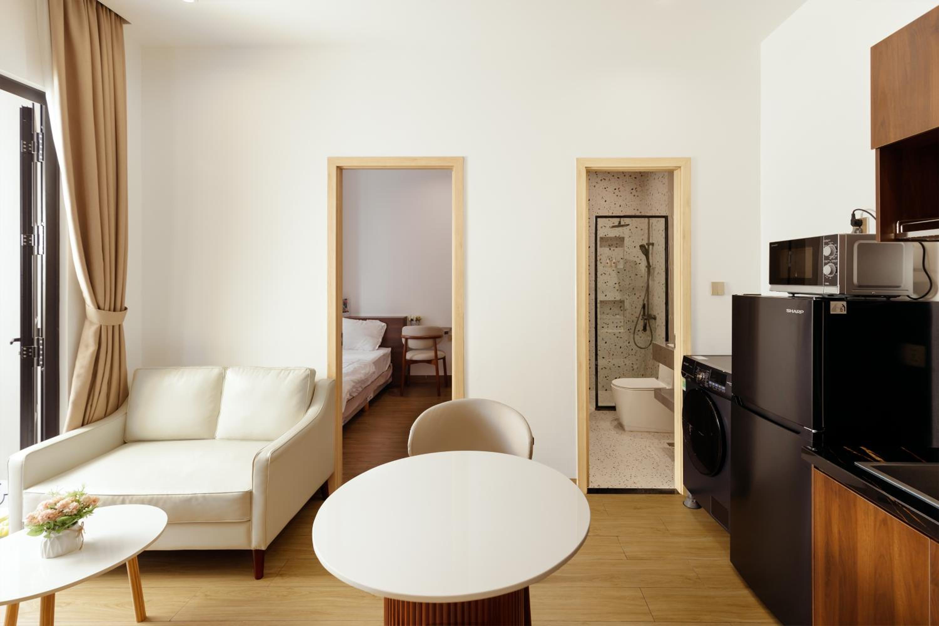 GO VILLA - ApartHotel Thao Dien