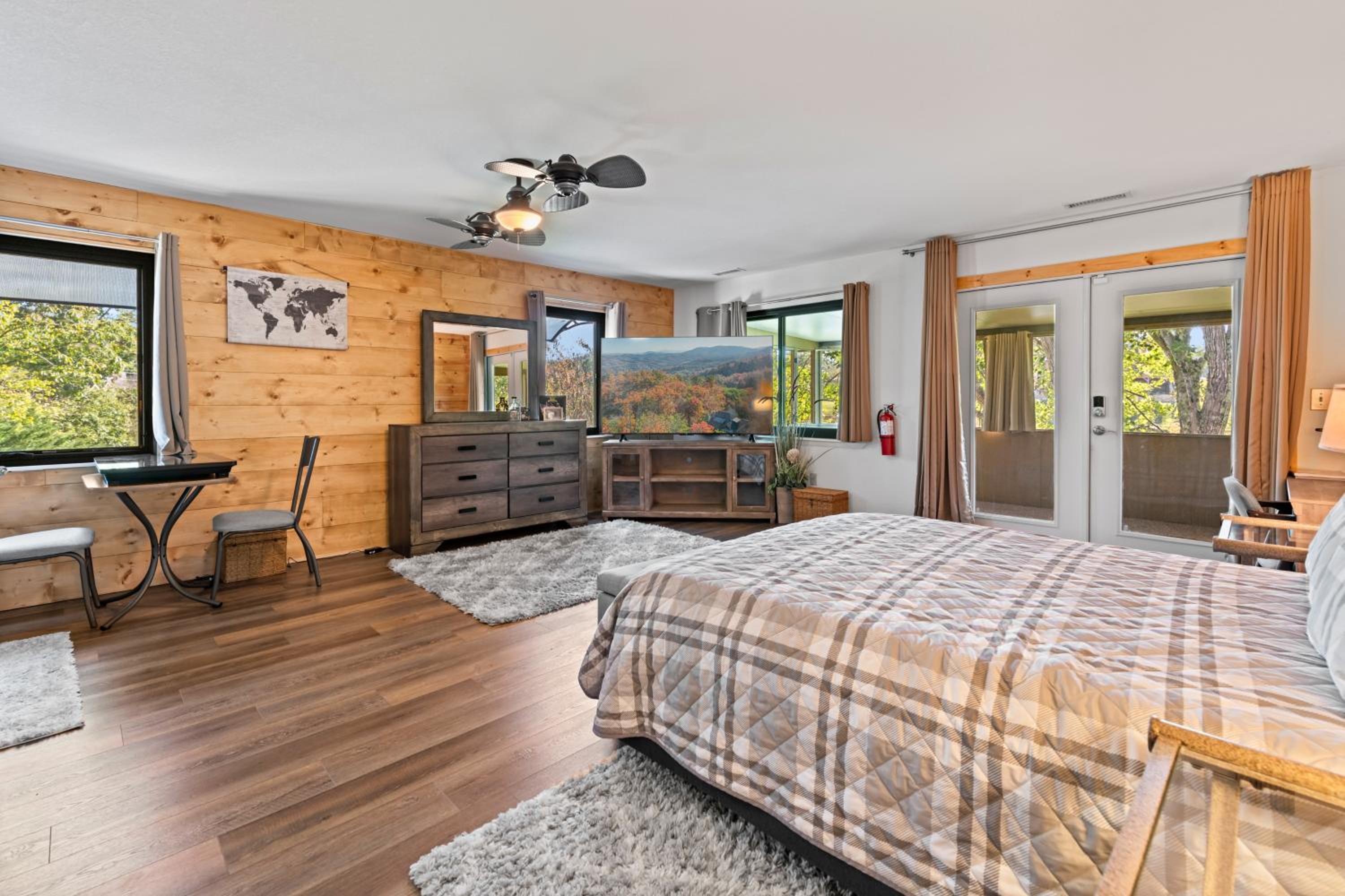 Captain John's Cabin