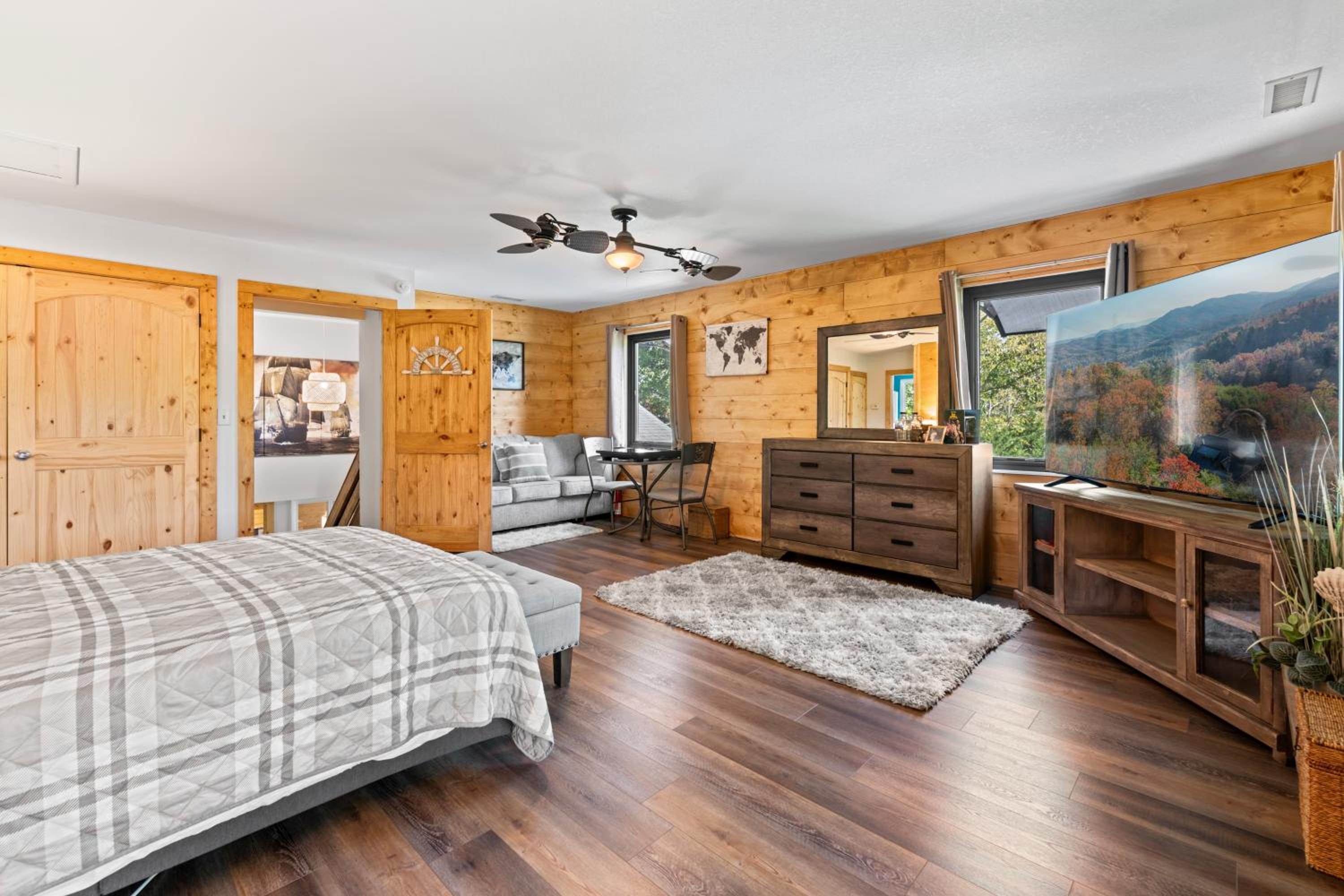 Captain John's Cabin
