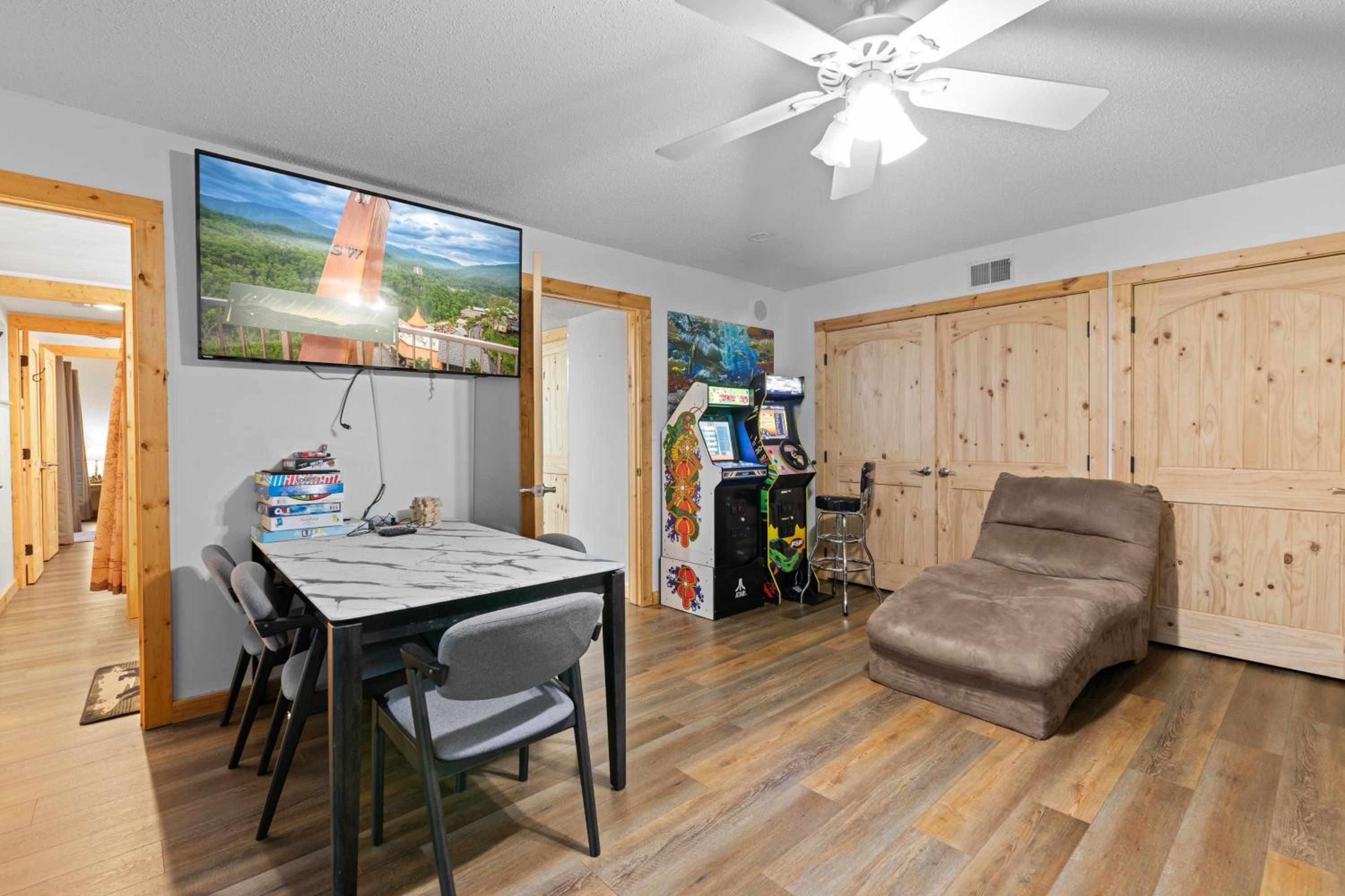 Captain John's Cabin