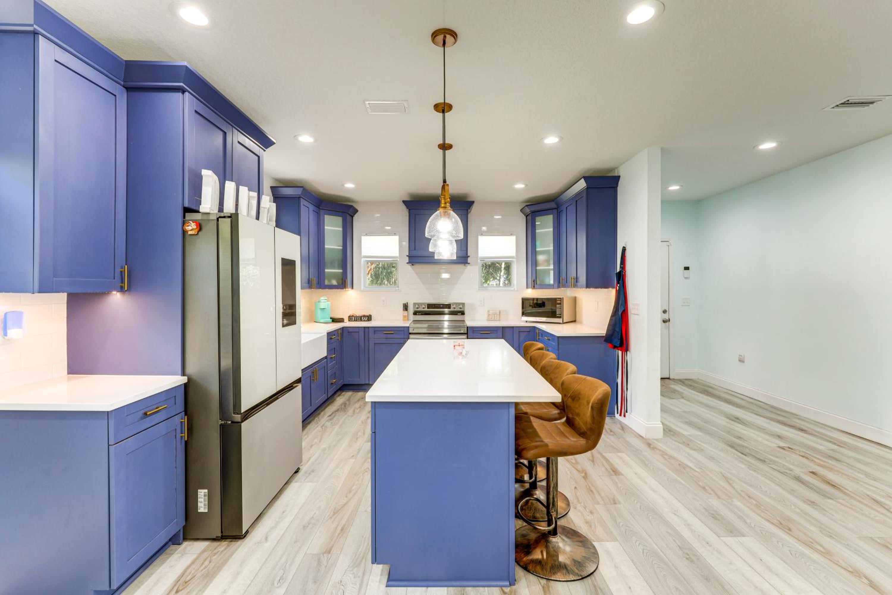 2 Mi to Dtwn Jax Game-Ready Retreat with Yard
