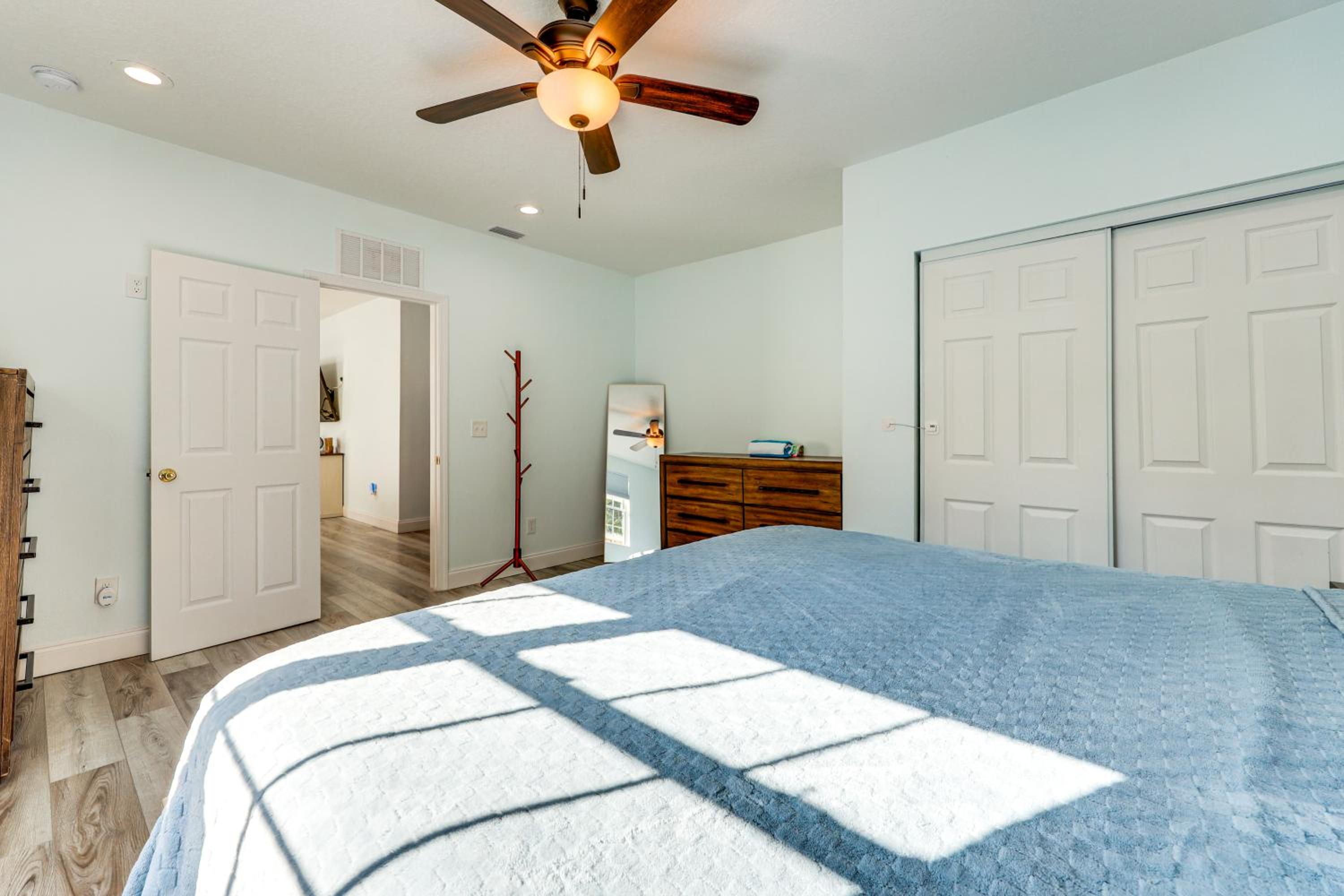 2 Mi to Dtwn Jax Game-Ready Retreat with Yard