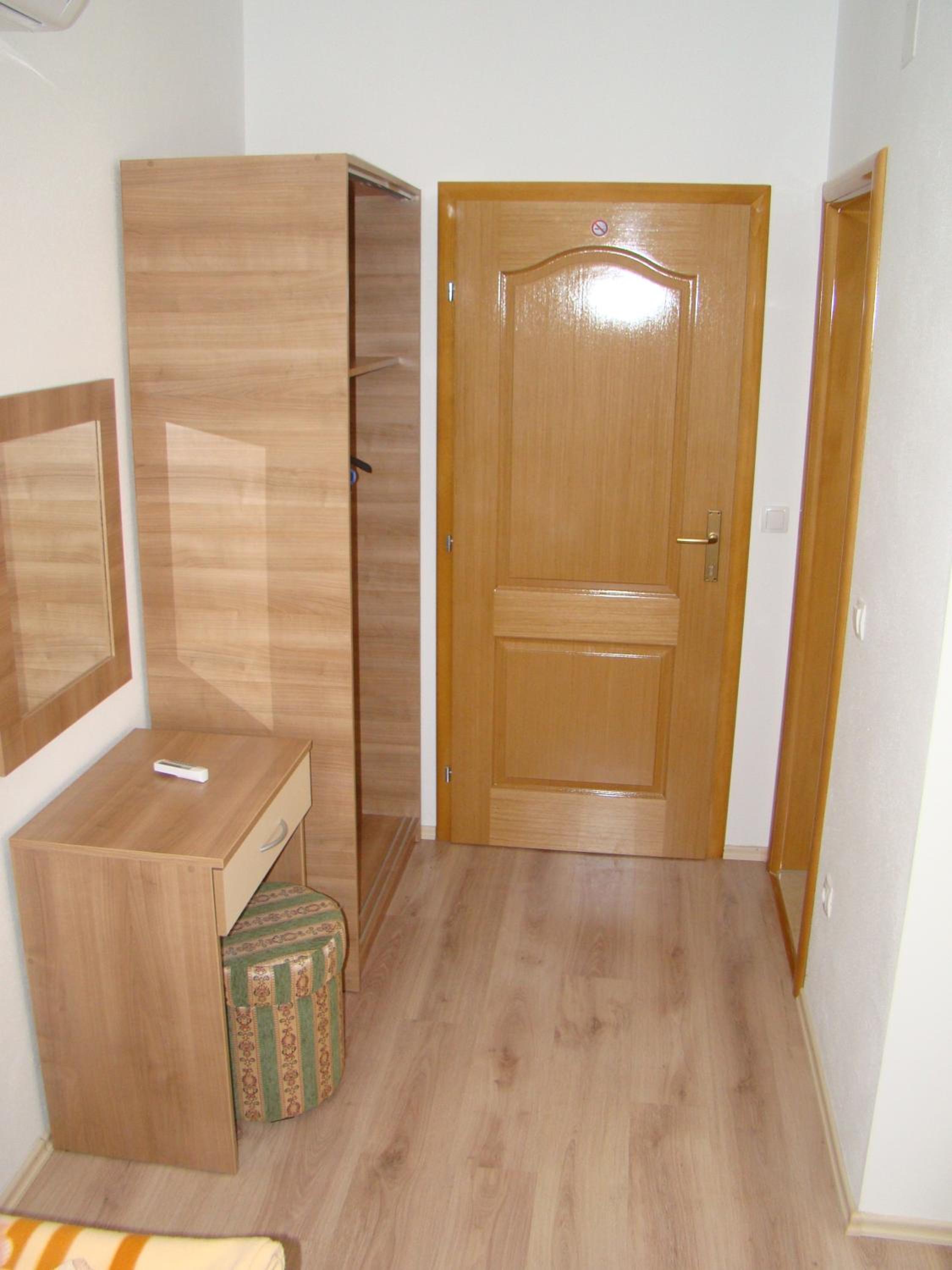 Pansion Ivan
