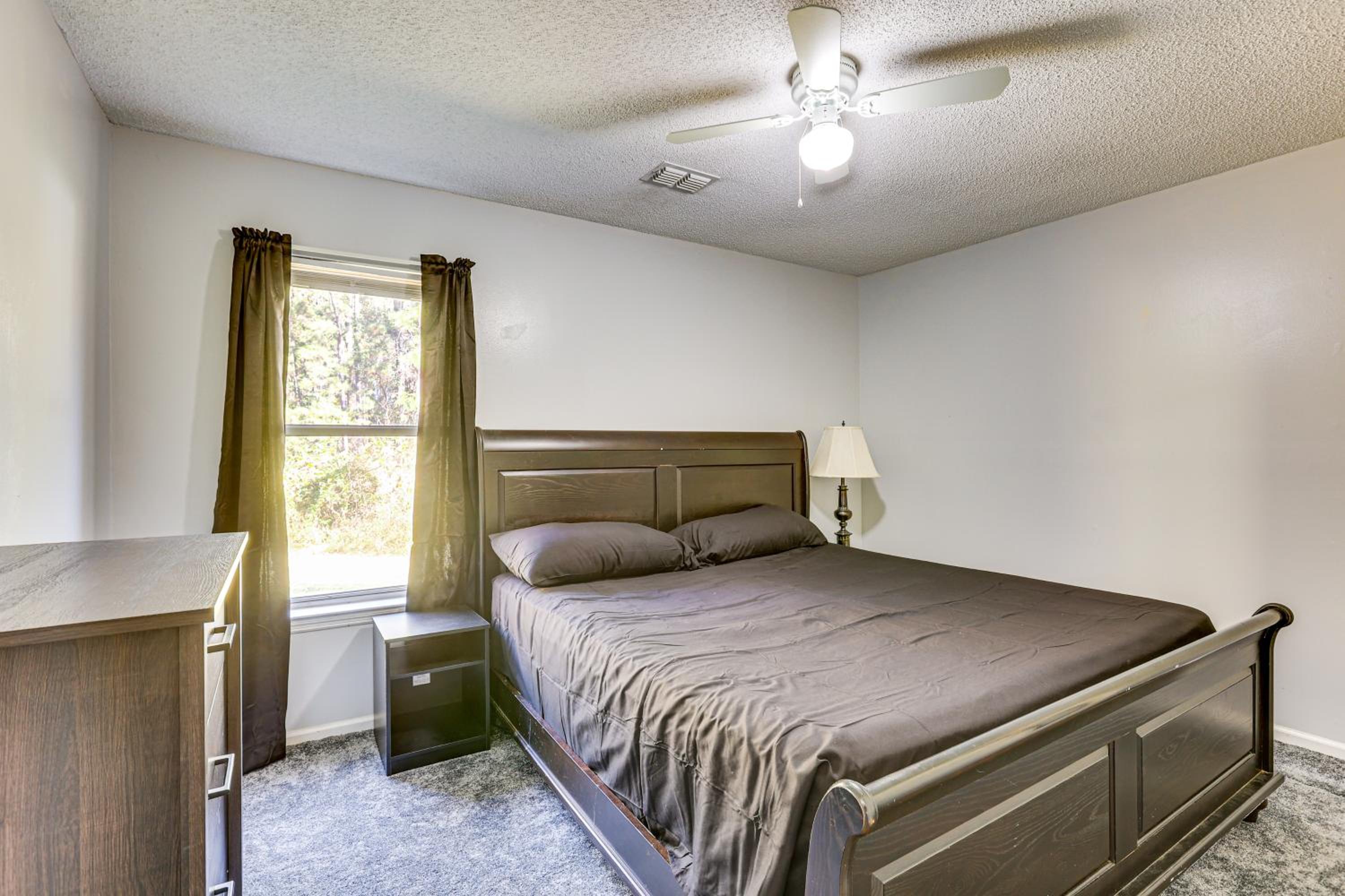 12 Mi to Dtwn Savannah Remodeled Family Getaway!