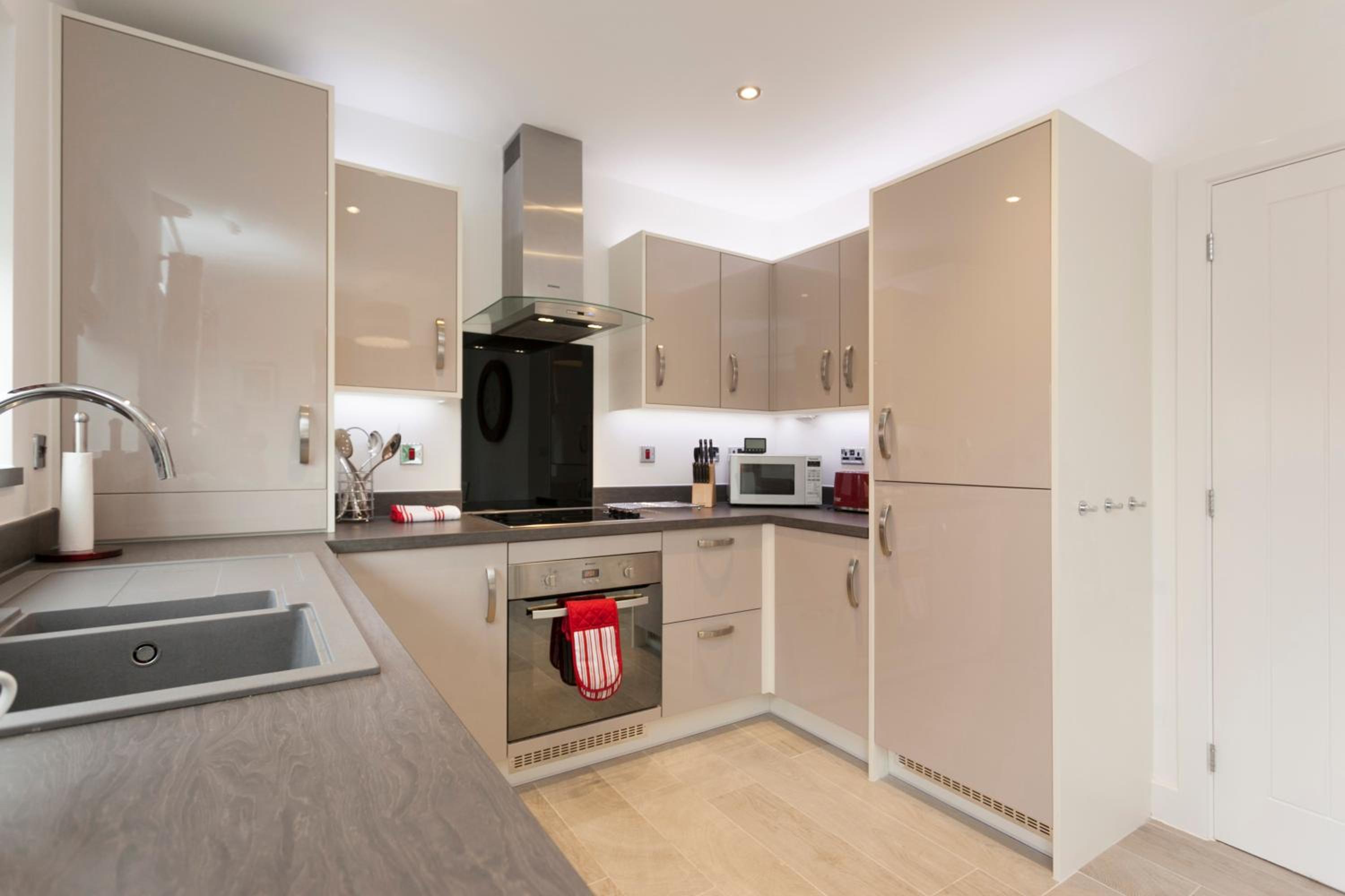 DBS Serviced Apartments - The Mews view 2