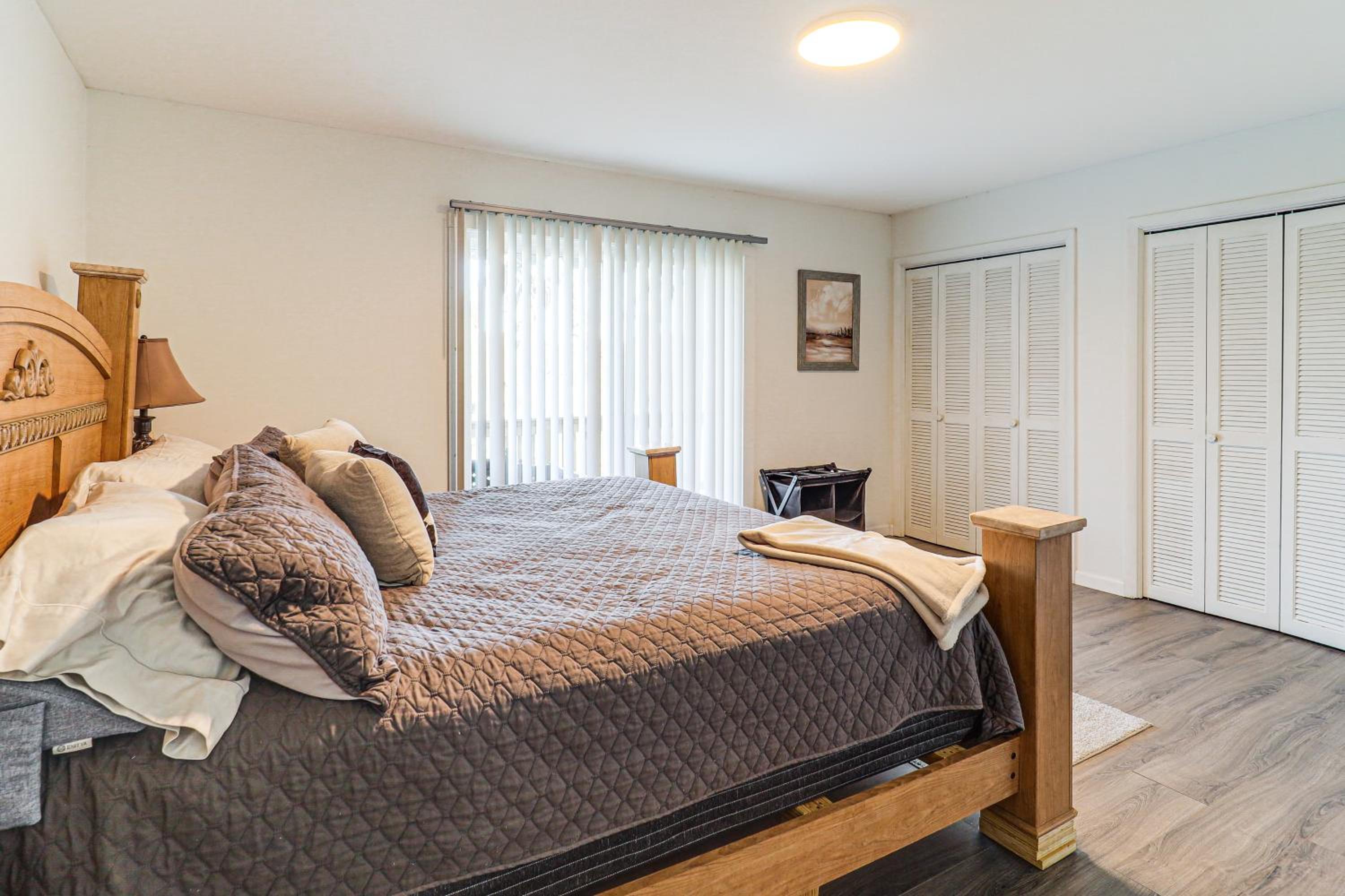 Mountain Golf Family Home with Deck in Spruce Pine