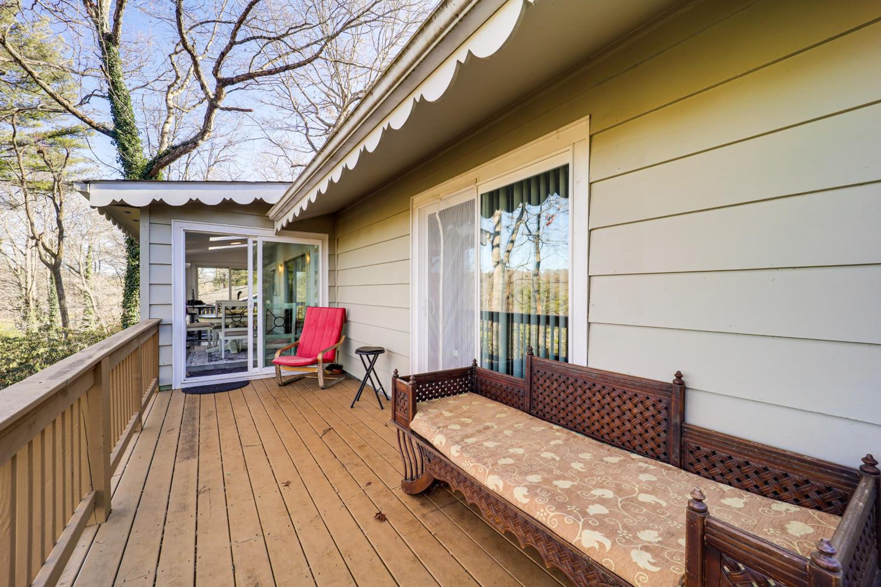 Mountain Golf Family Home with Deck in Spruce Pine