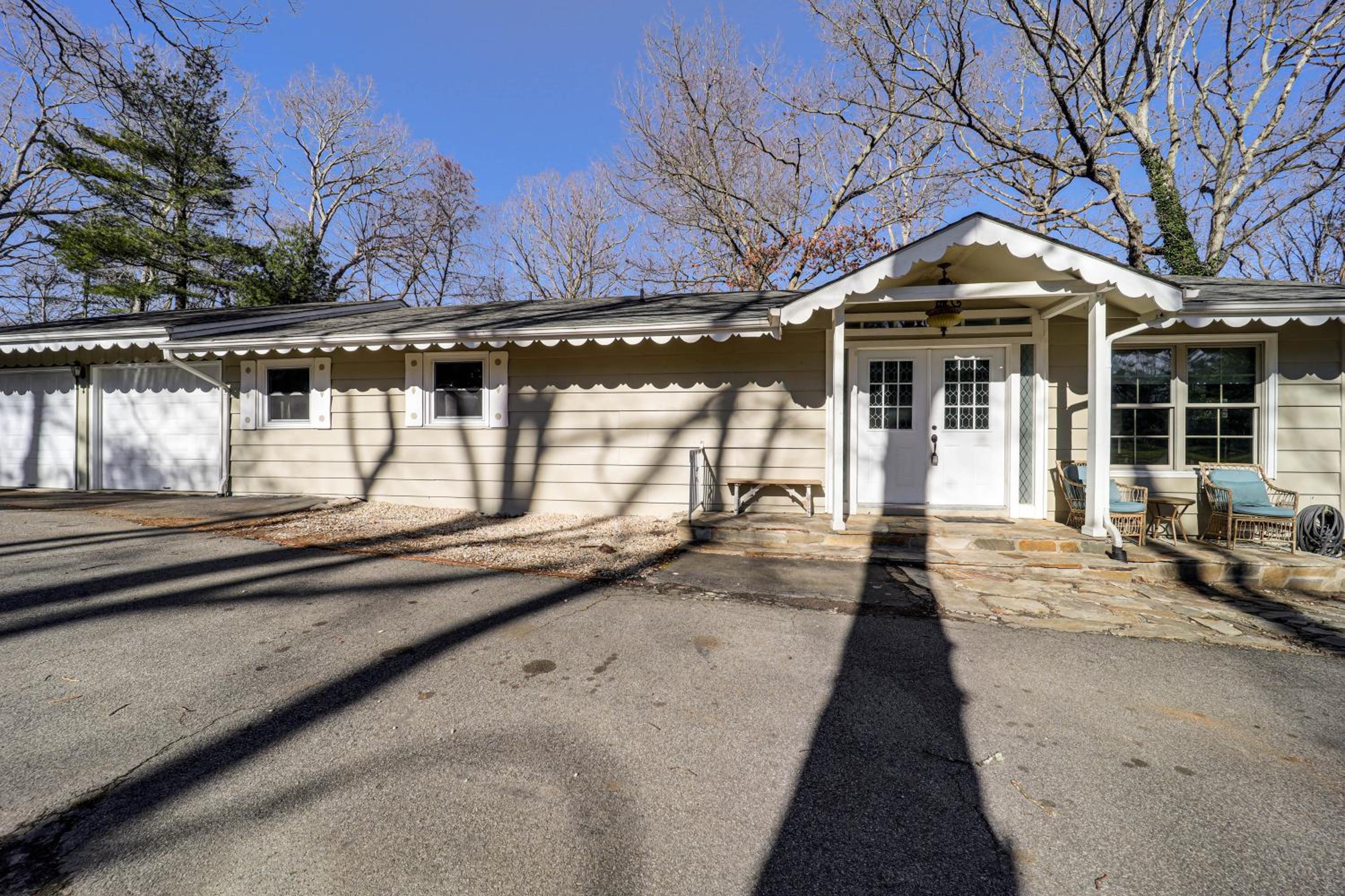 Mountain Golf Family Home with Deck in Spruce Pine