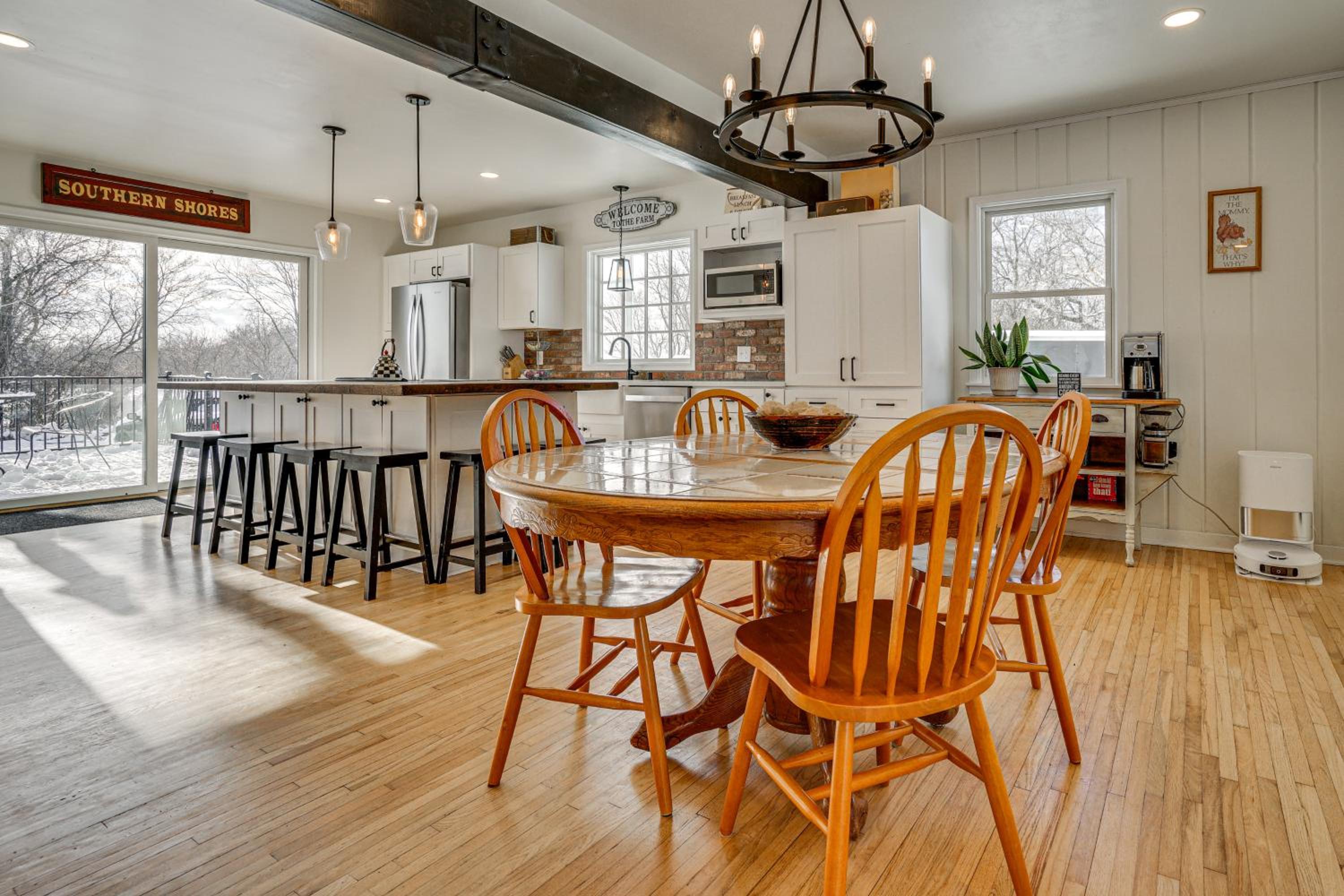 Scandia Nordic-Themed Retreat on 80 Acres with Sauna