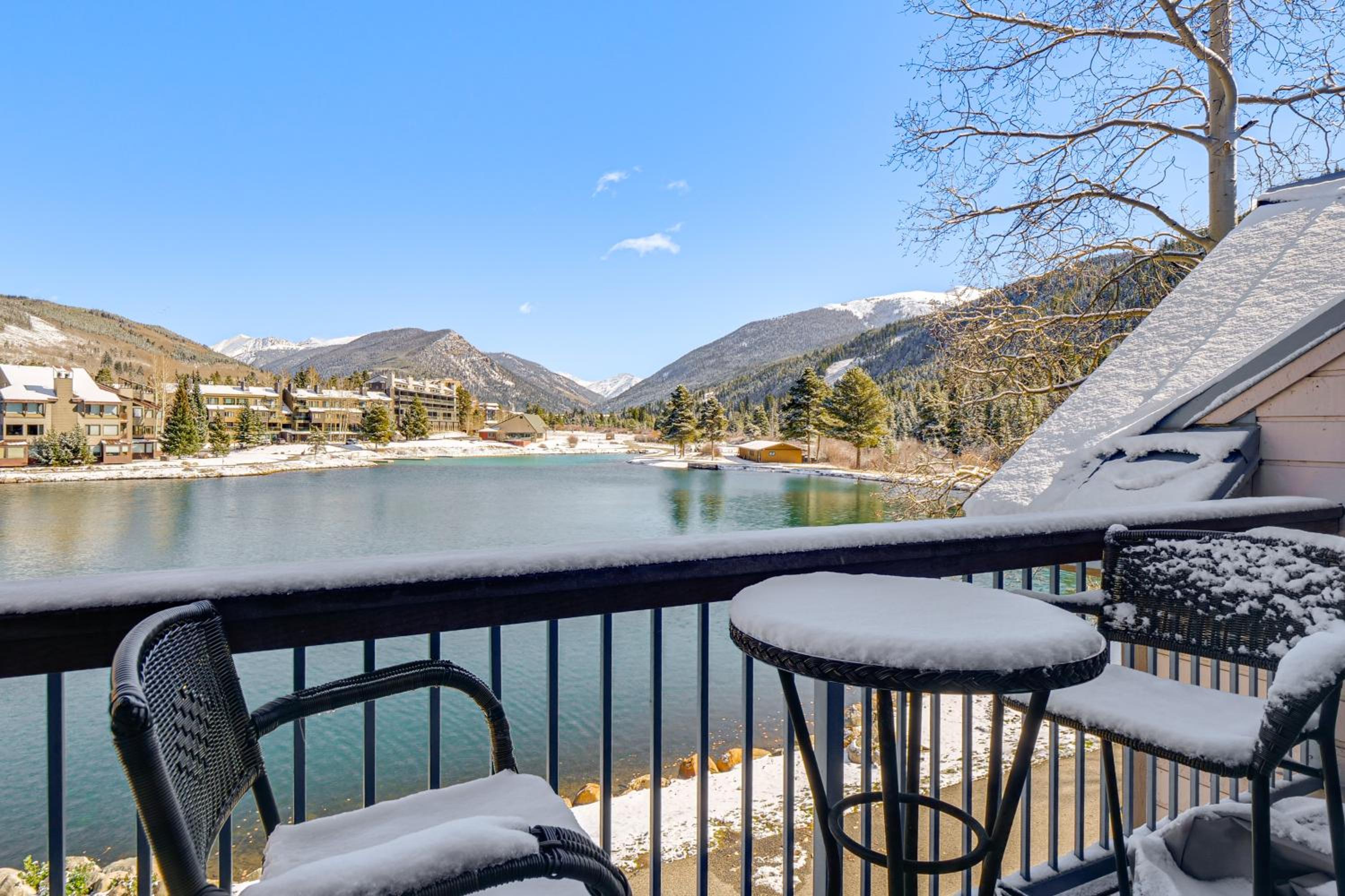 Continental Divide Views Lakefront Keystone Condo