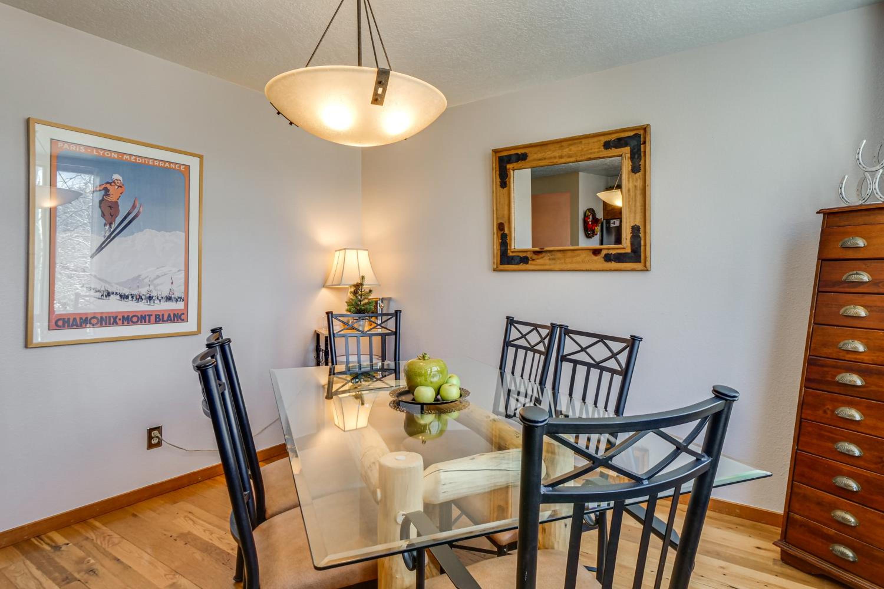 Continental Divide Views Lakefront Keystone Condo