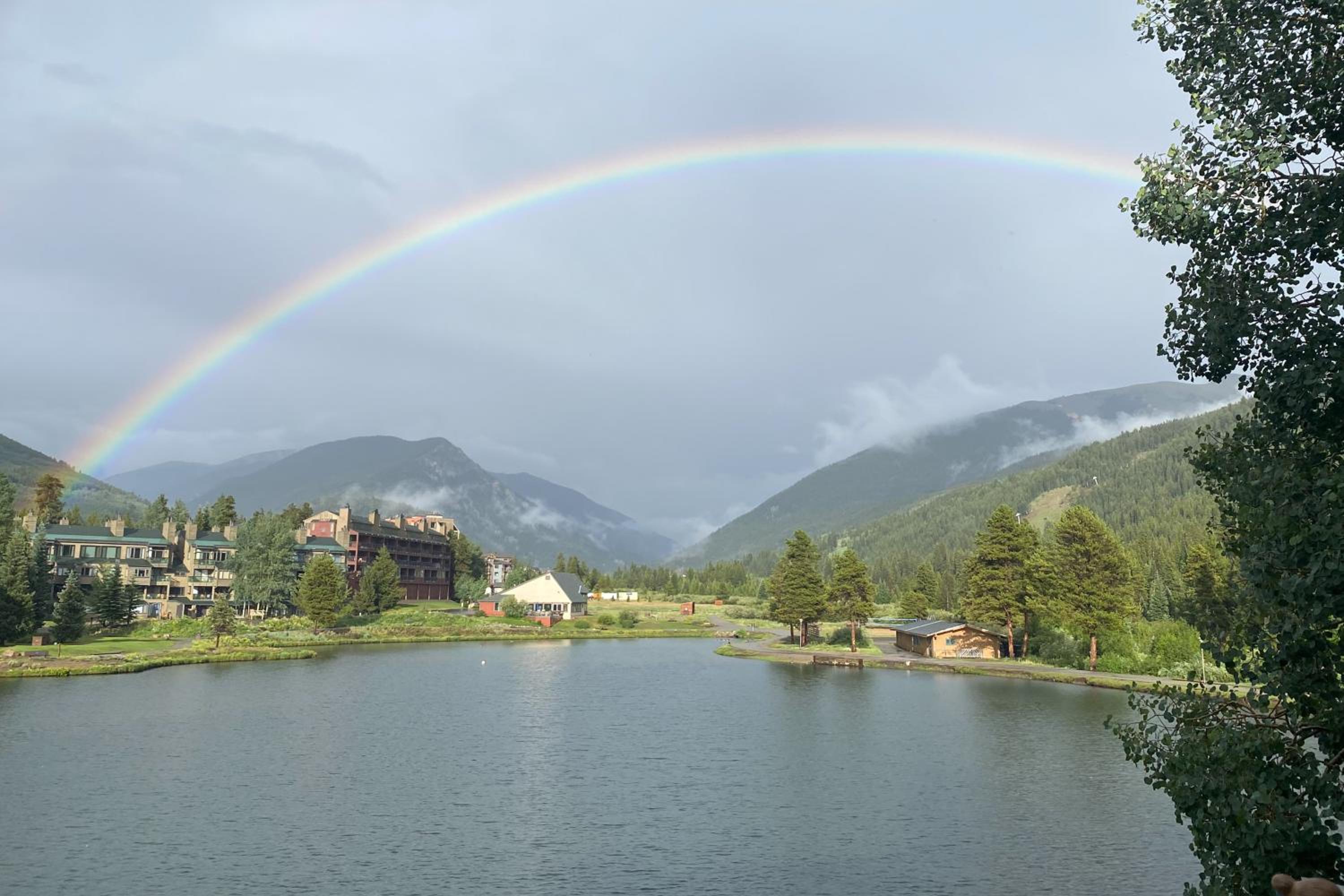Continental Divide Views Lakefront Keystone Condo