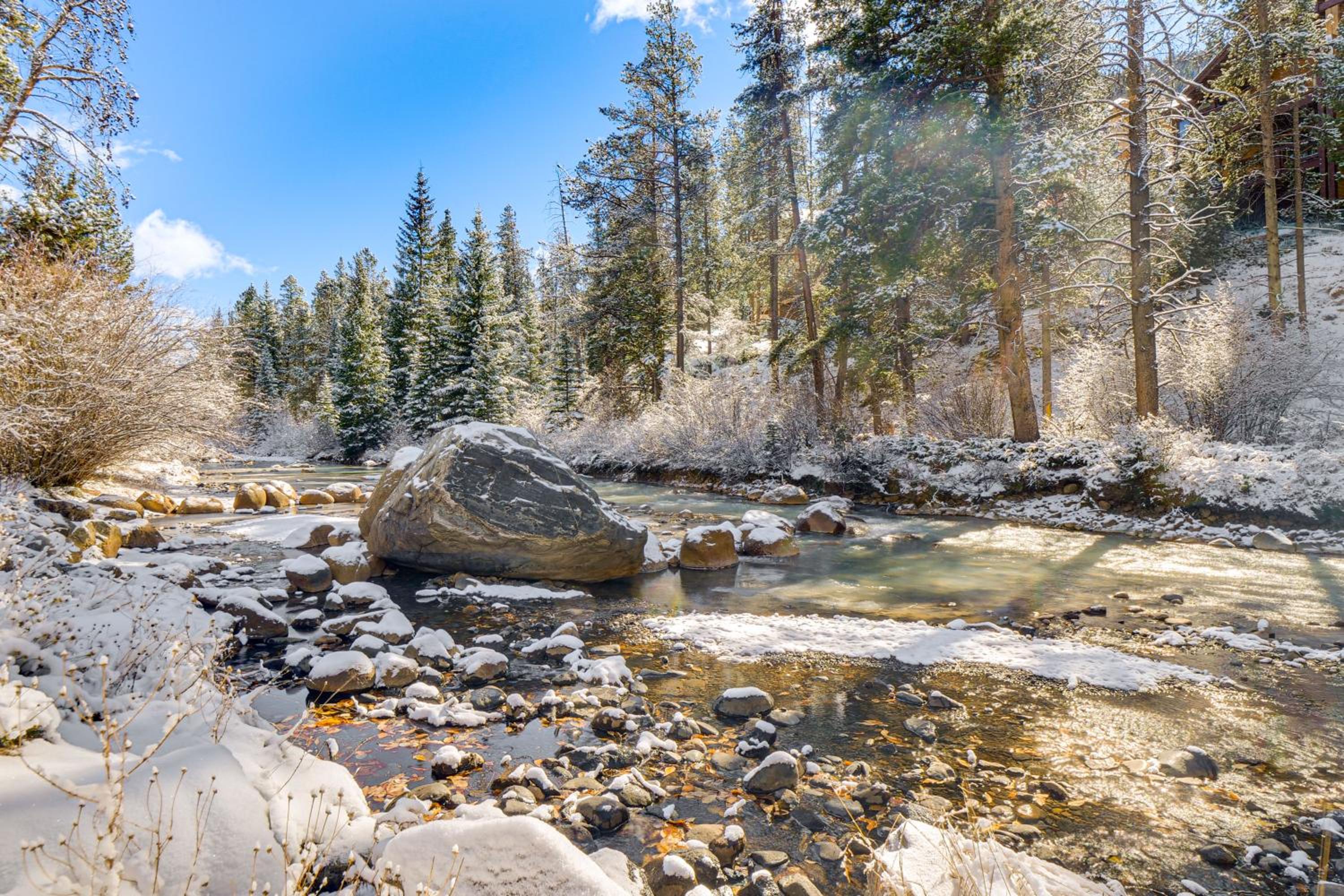 Continental Divide Views Lakefront Keystone Condo