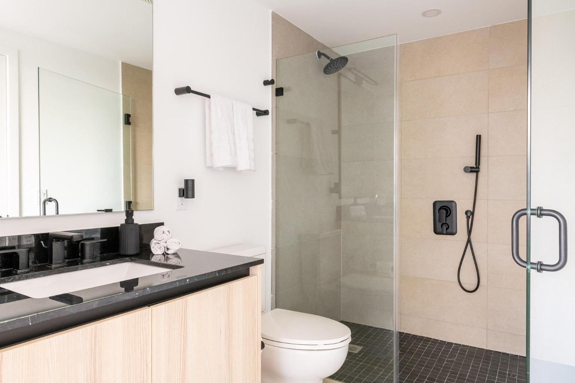 Nomada Residences - District 225