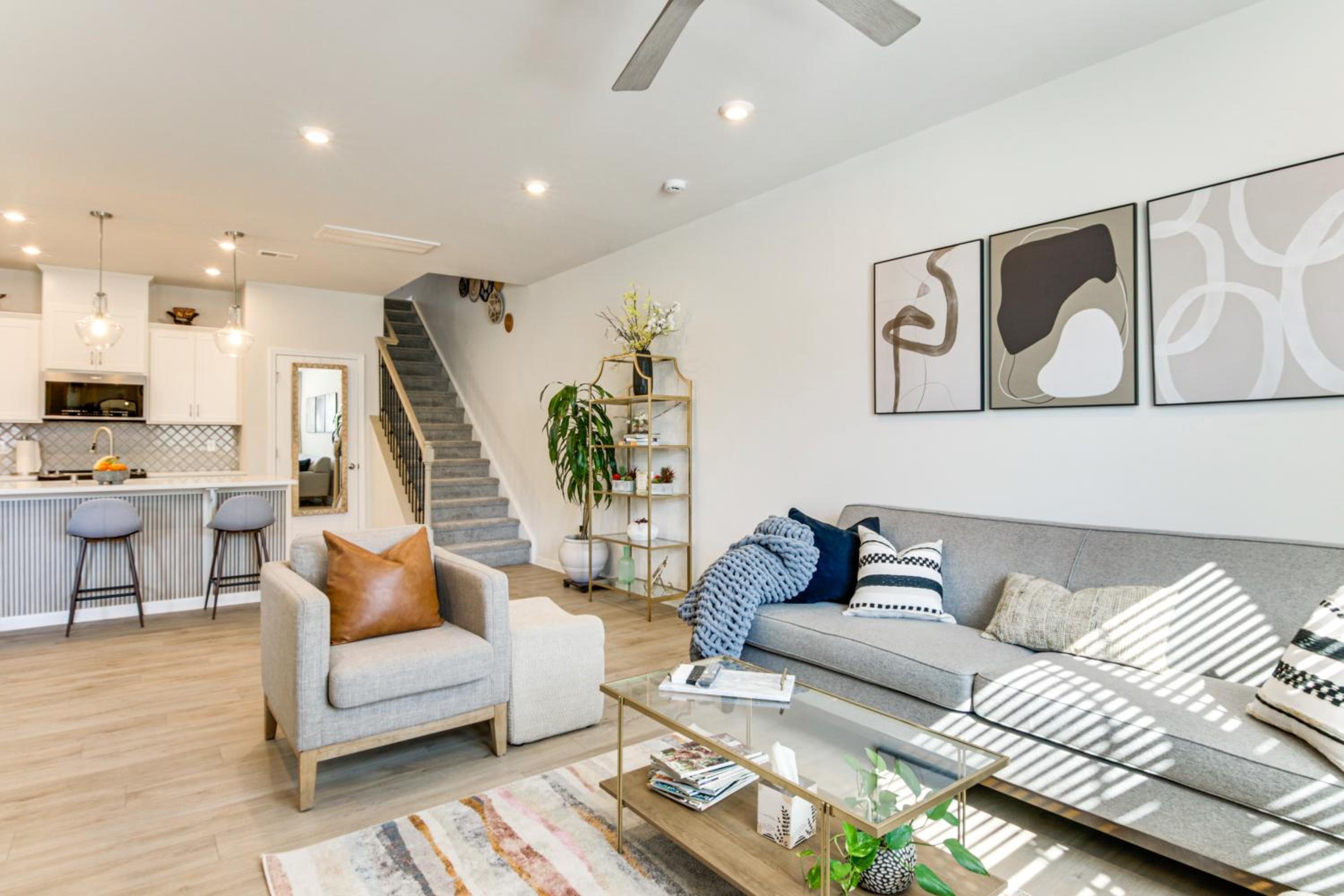 3 Mi to Lake Wylie! Modern Charlotte Townhome