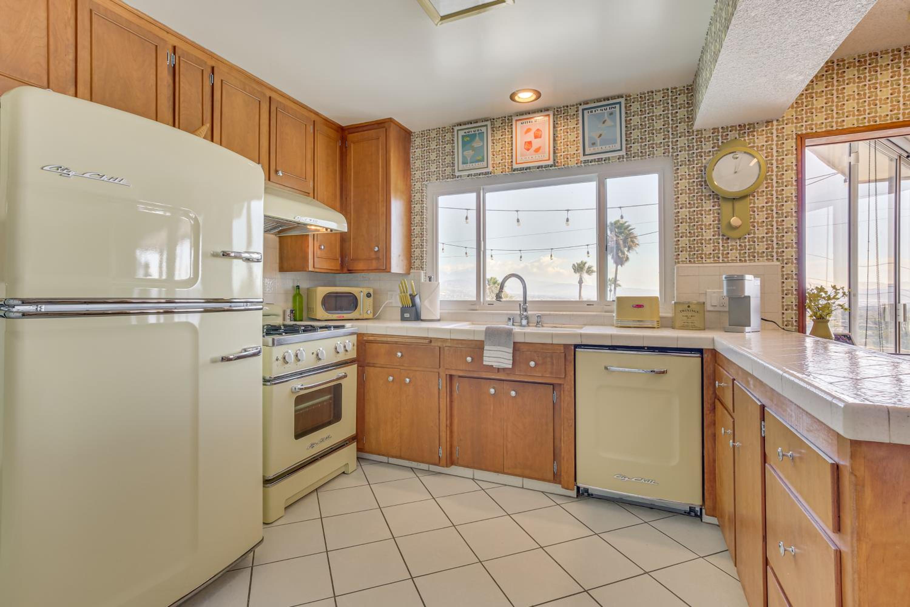 Stunning MCM Escape with Mtn Views in San Bernardino