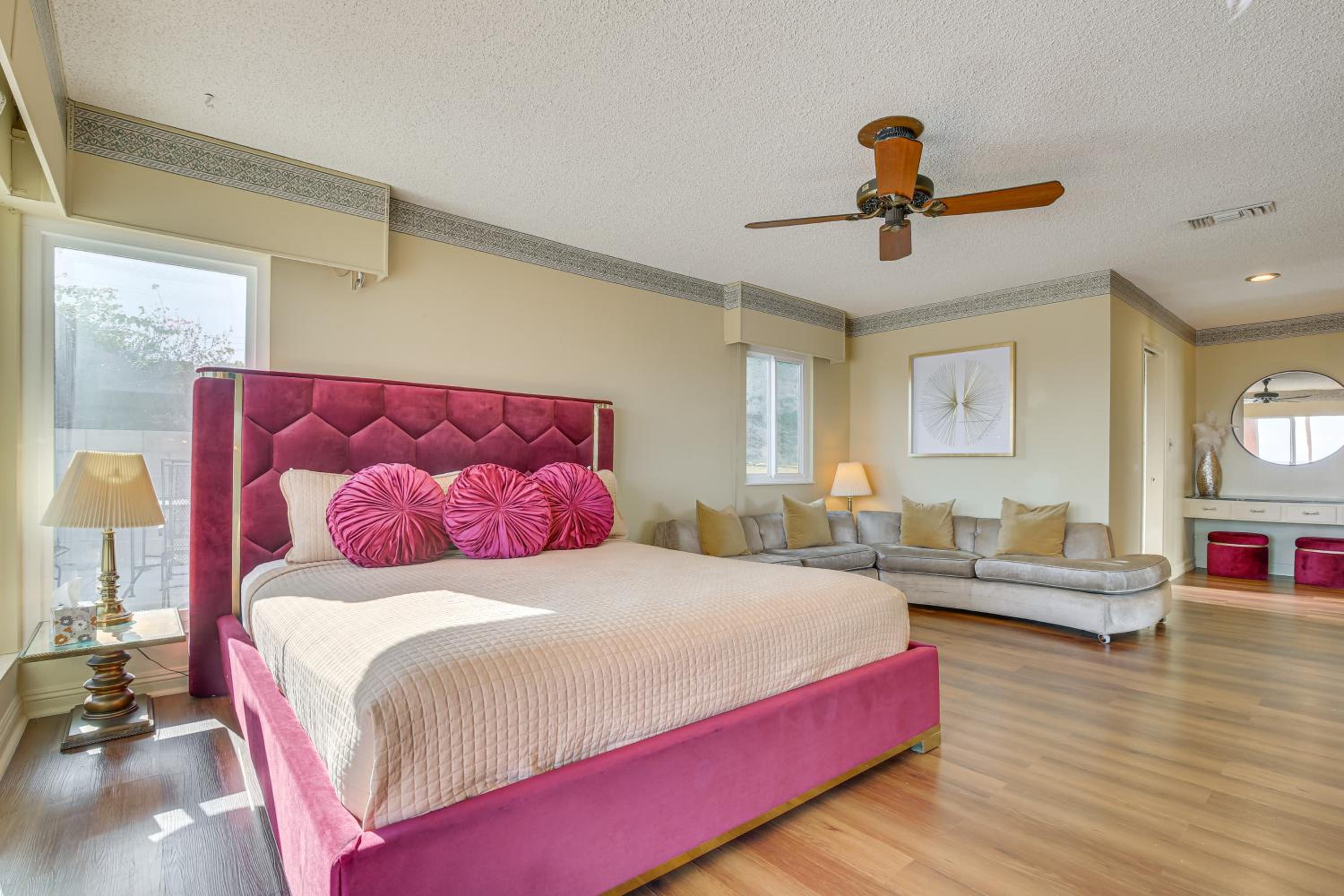 Stunning MCM Escape with Mtn Views in San Bernardino