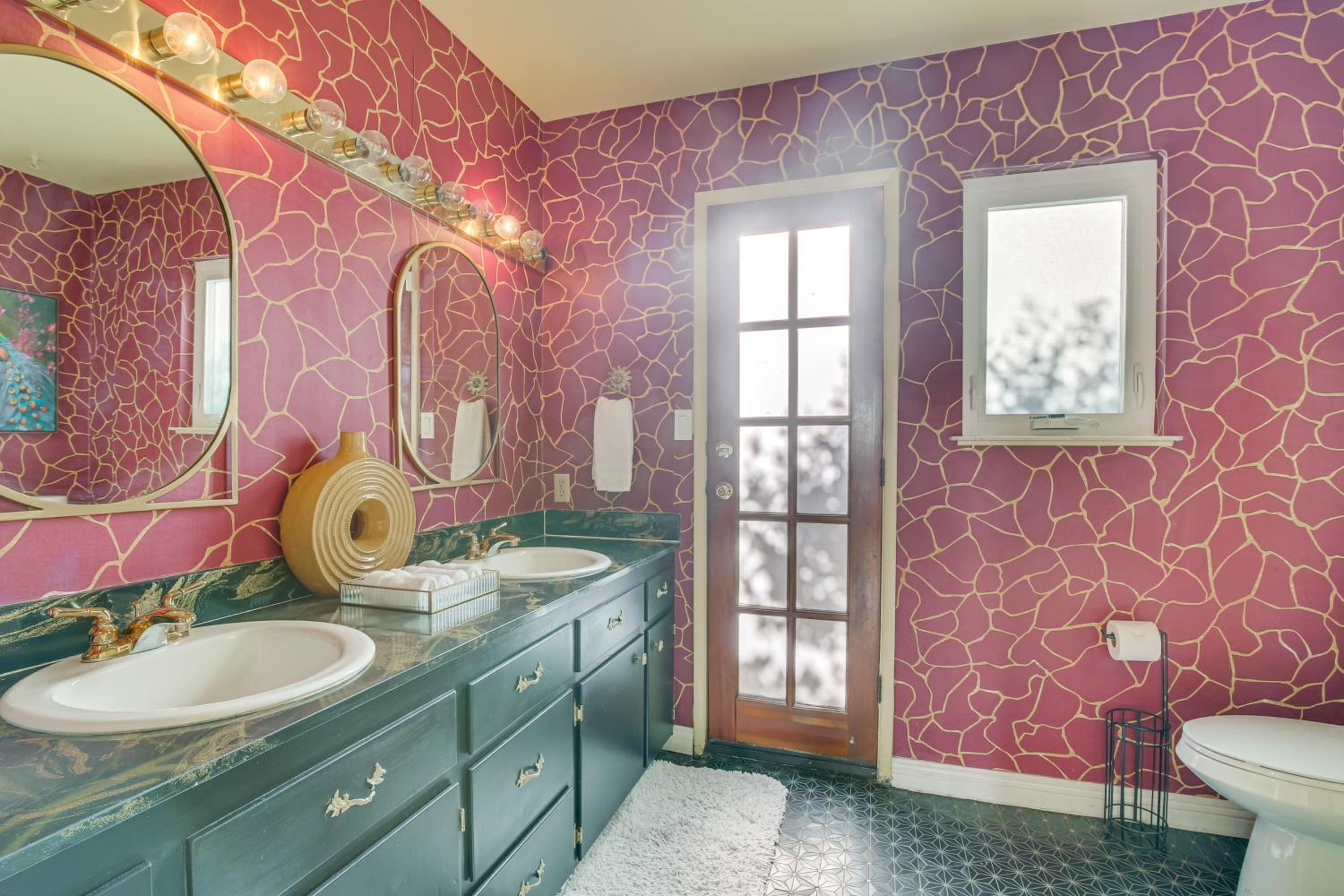 Stunning MCM Escape with Mtn Views in San Bernardino