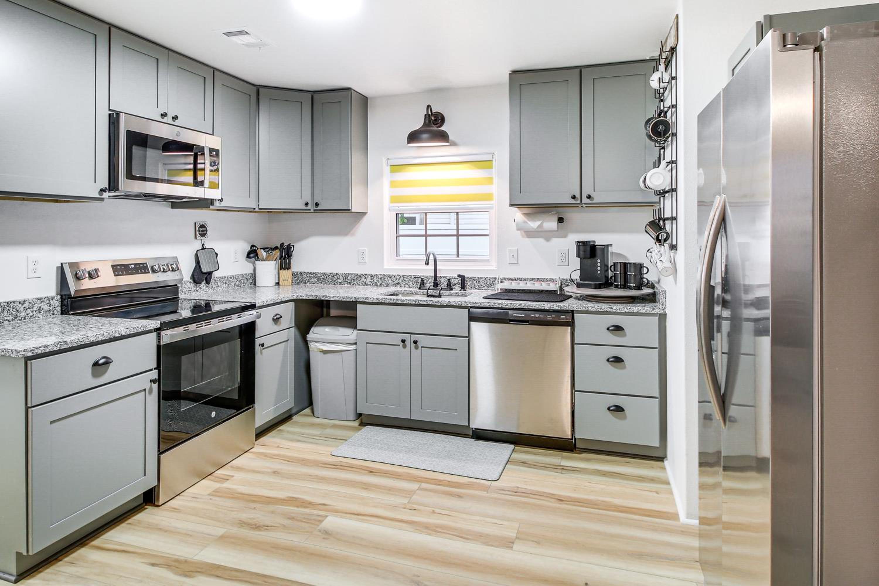 1 Mi to Lake Hamilton! Newly Remodeled Family Home