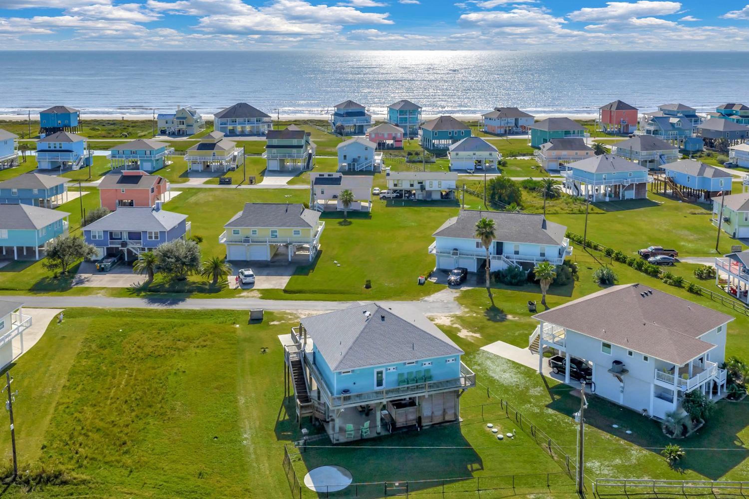 Walk to Shore Crystal Beach Escape with Deck and Bar!