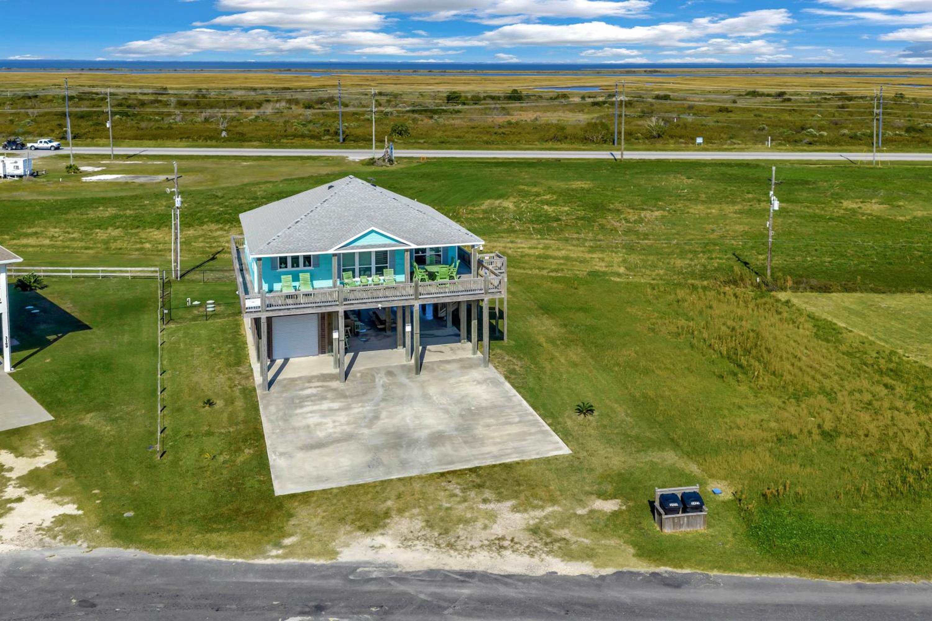 Walk to Shore Crystal Beach Escape with Deck and Bar!