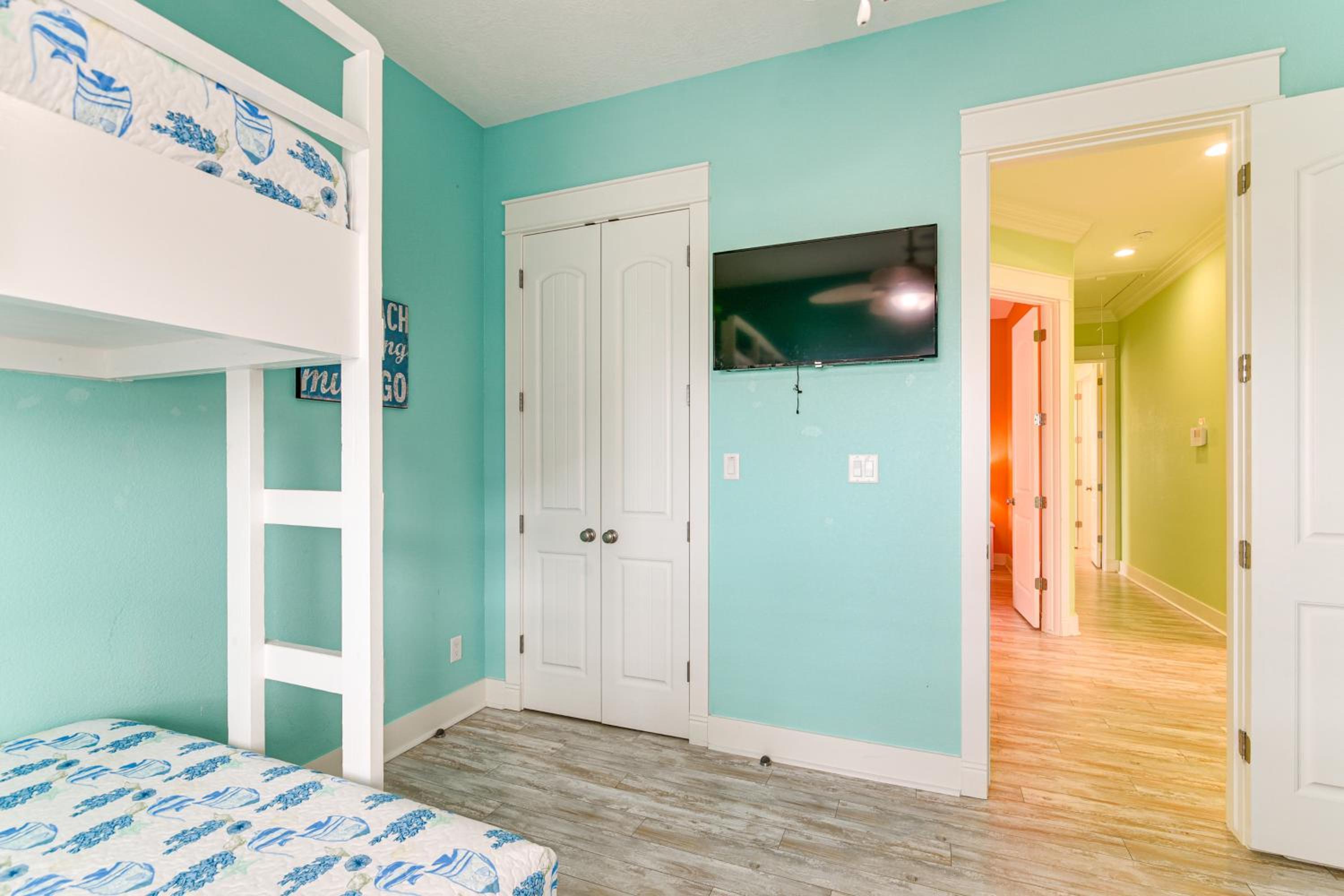 Steps to Shore! Just Beachy Home with Deck and Views