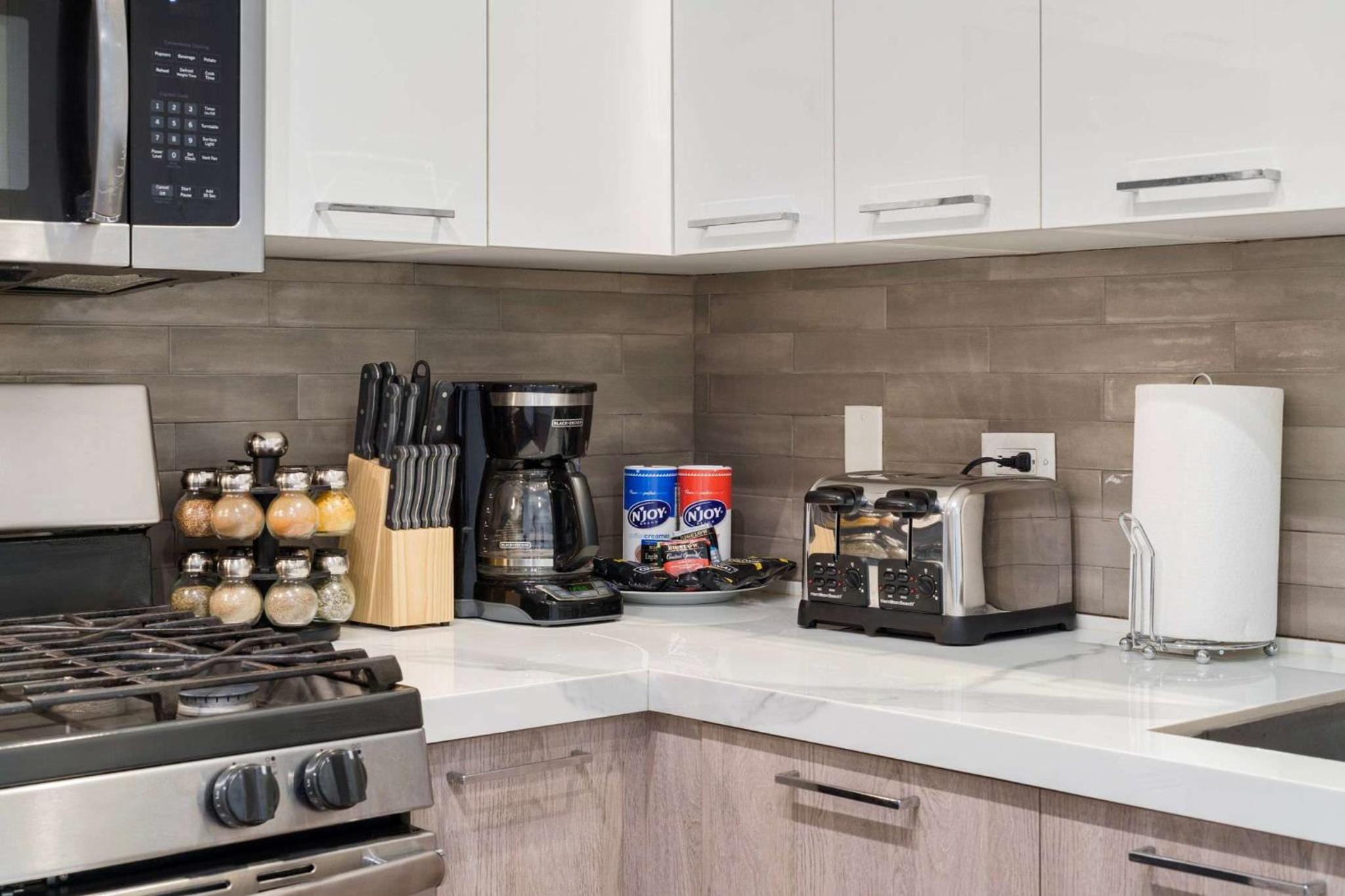 Modern 3BR Near McCormick & South Loop