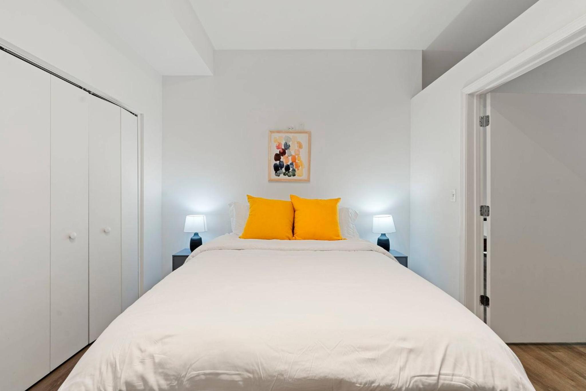 Modern 3BR Near McCormick & South Loop