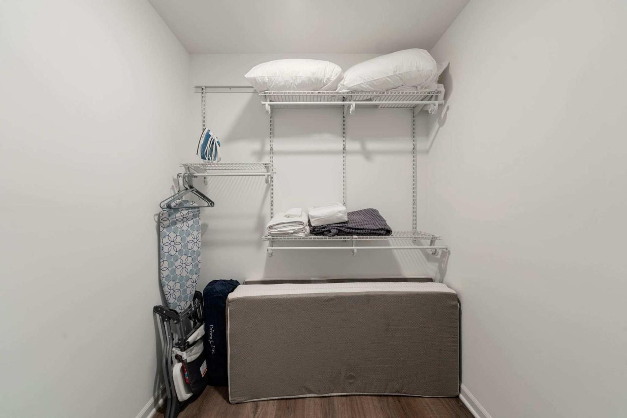 Modern 3BR Near McCormick & South Loop