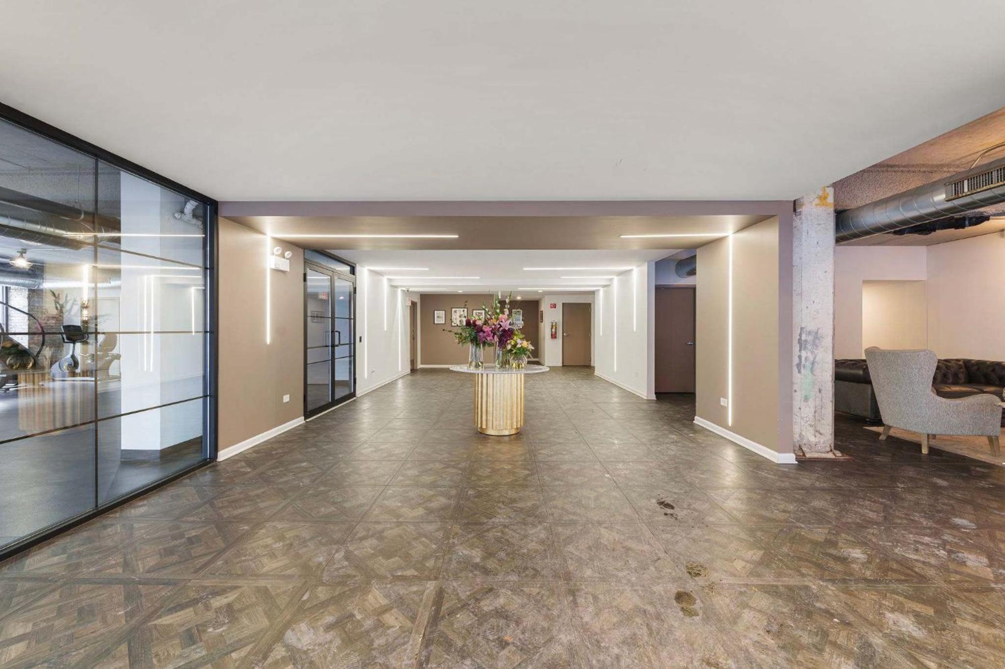 Modern 3BR Near McCormick & South Loop