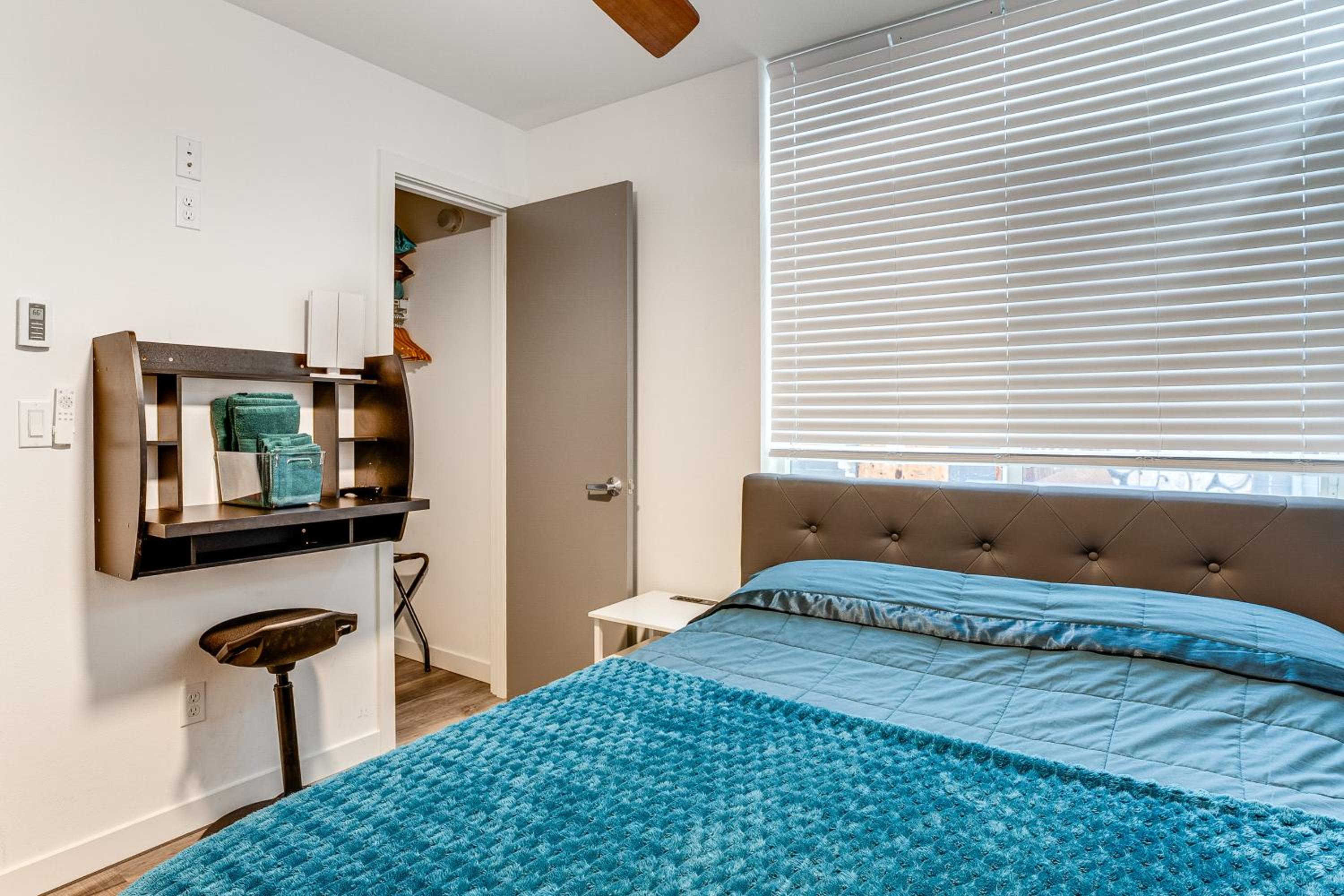 Walk to Seattle University Centrally Located Gem
