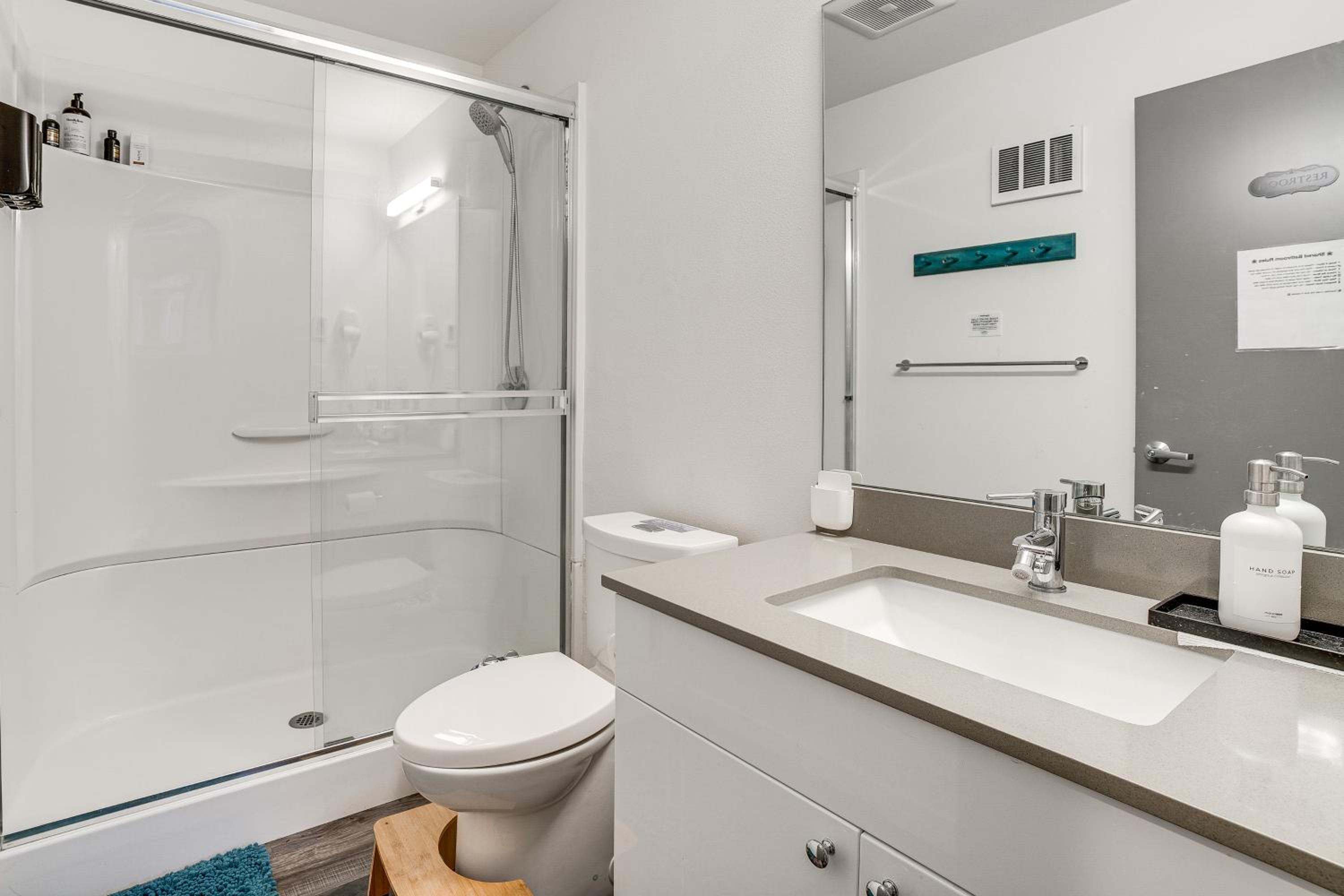 Walk to Seattle University Centrally Located Gem