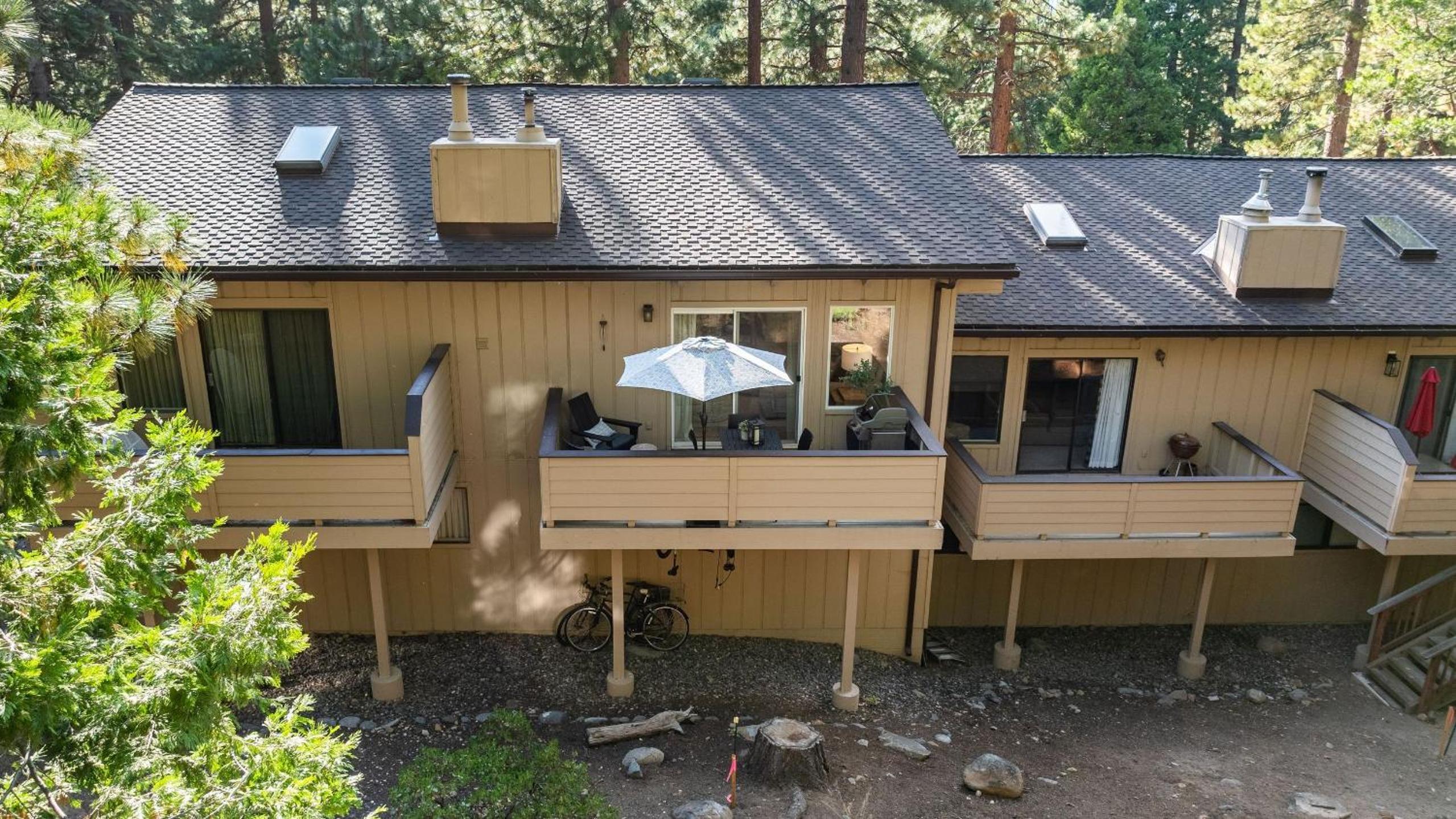2 Homes Near Lake Tahoe Diamond Peak Mt. Rose Skiing Tahoe Dreamin Sky Way by AvantStay