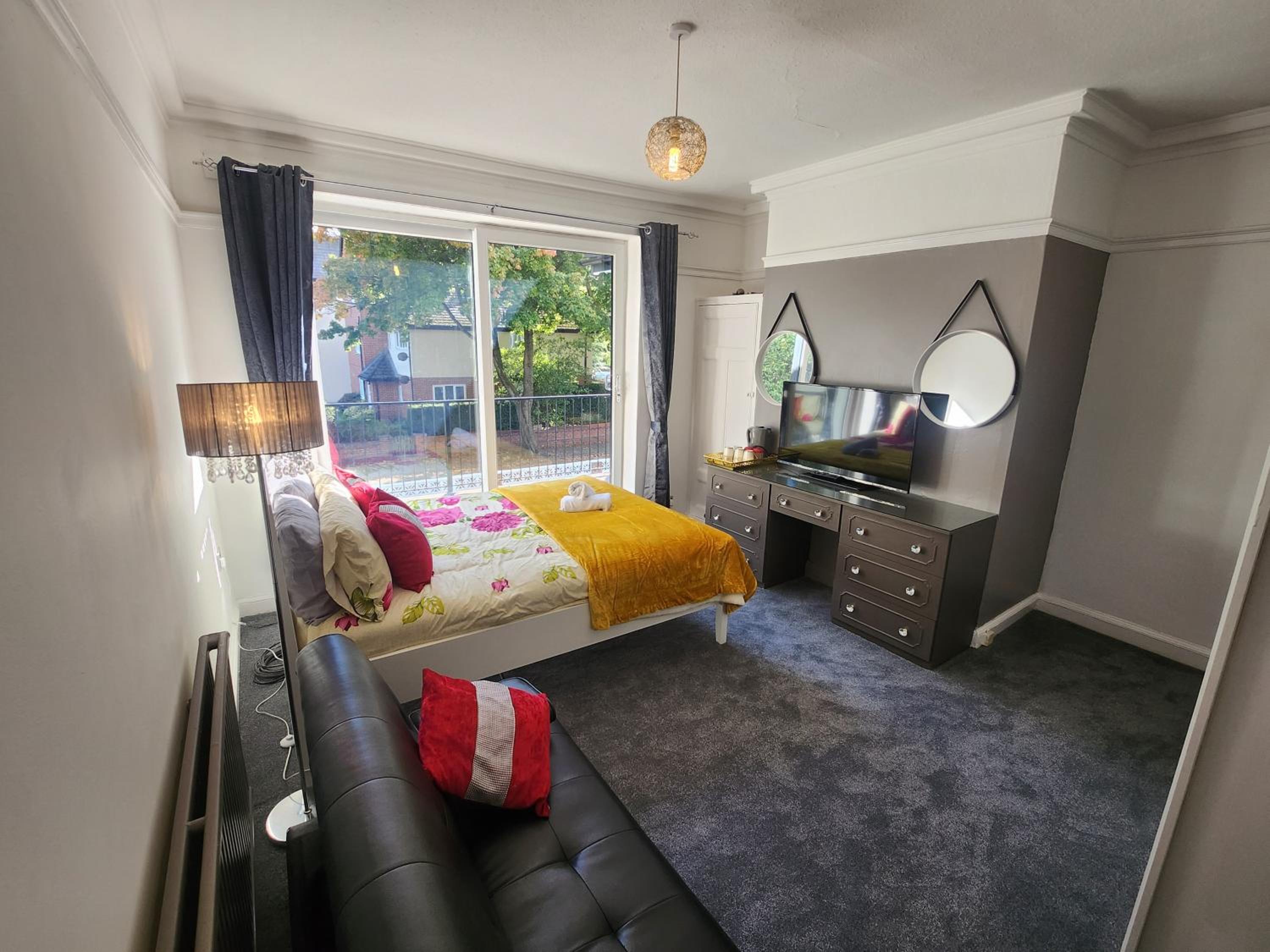 Luxury Cottage Stay Rooms Free Wifi Old Trafford Manchester