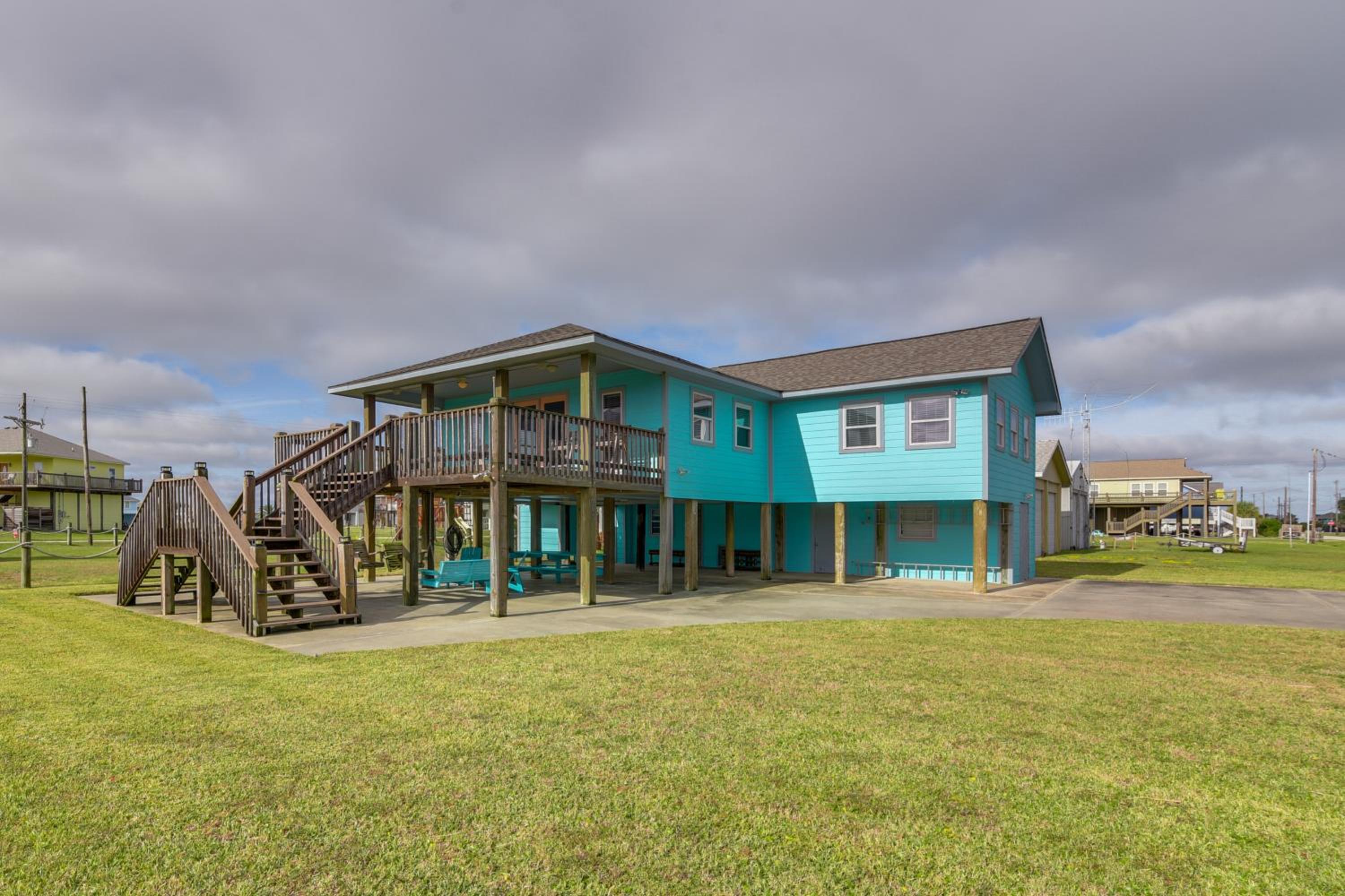 Steps to Sea! Crystal Beach Home with Furnished Deck