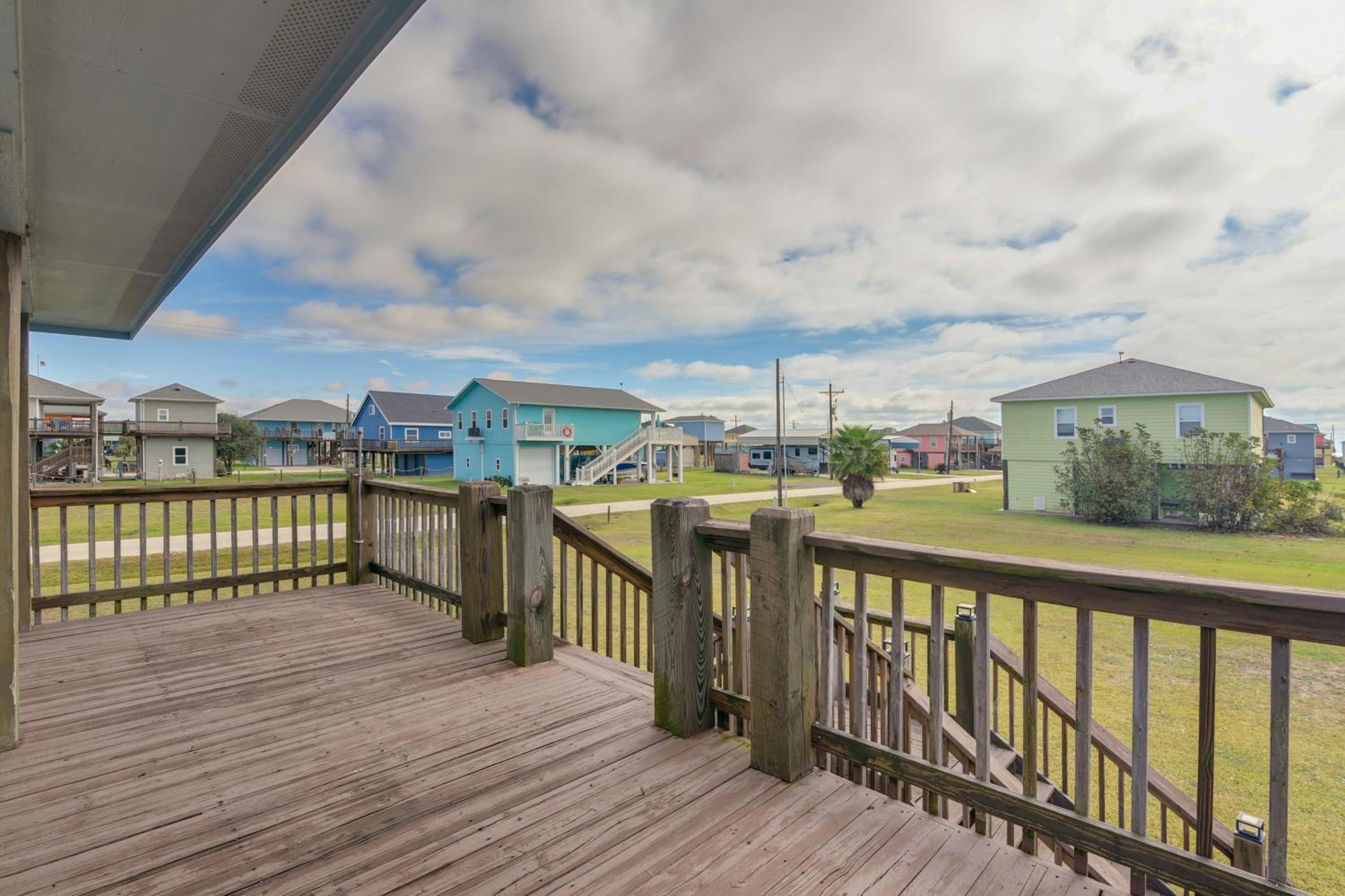 Steps to Sea! Crystal Beach Home with Furnished Deck
