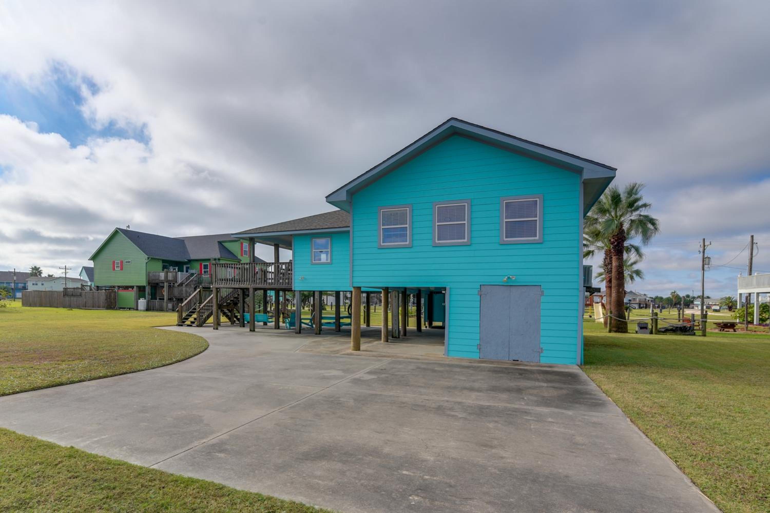 Steps to Sea! Crystal Beach Home with Furnished Deck