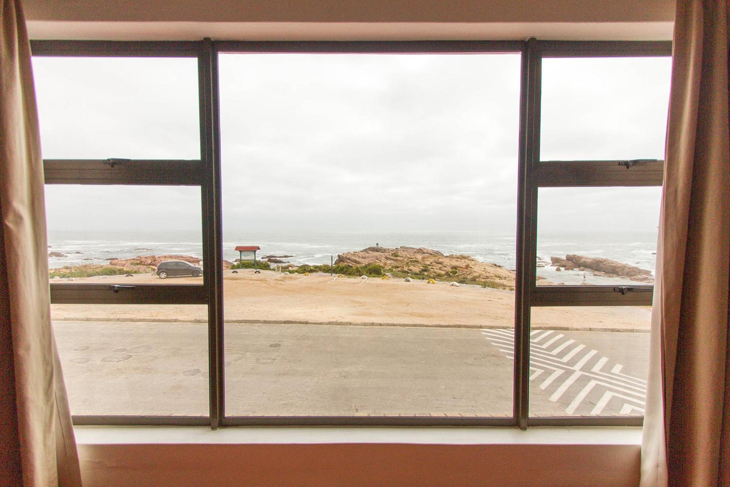 Abalone Self-Catering view 4