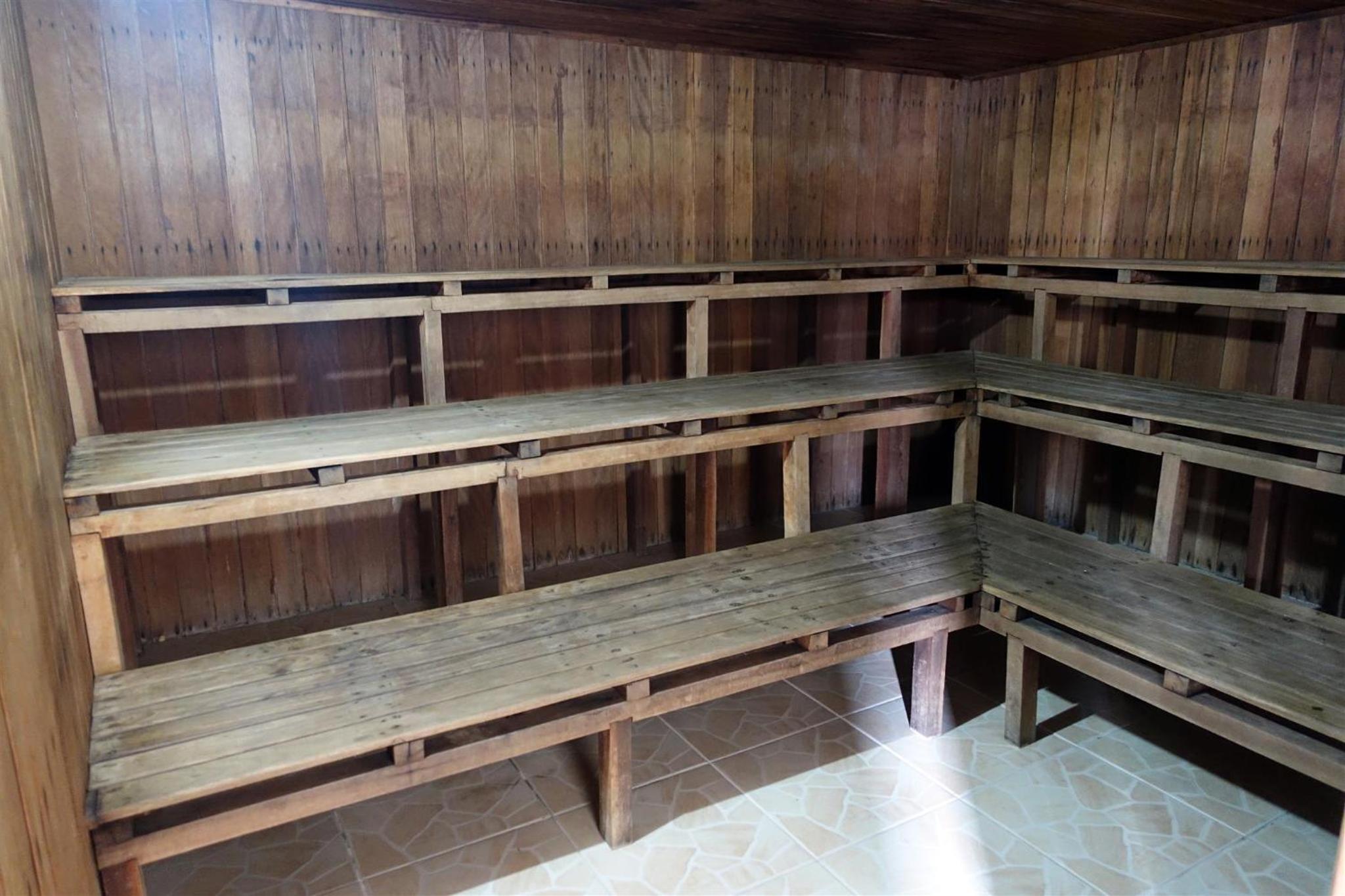 Duplex com Hidro em Condomínio Luxo com 3 Praias