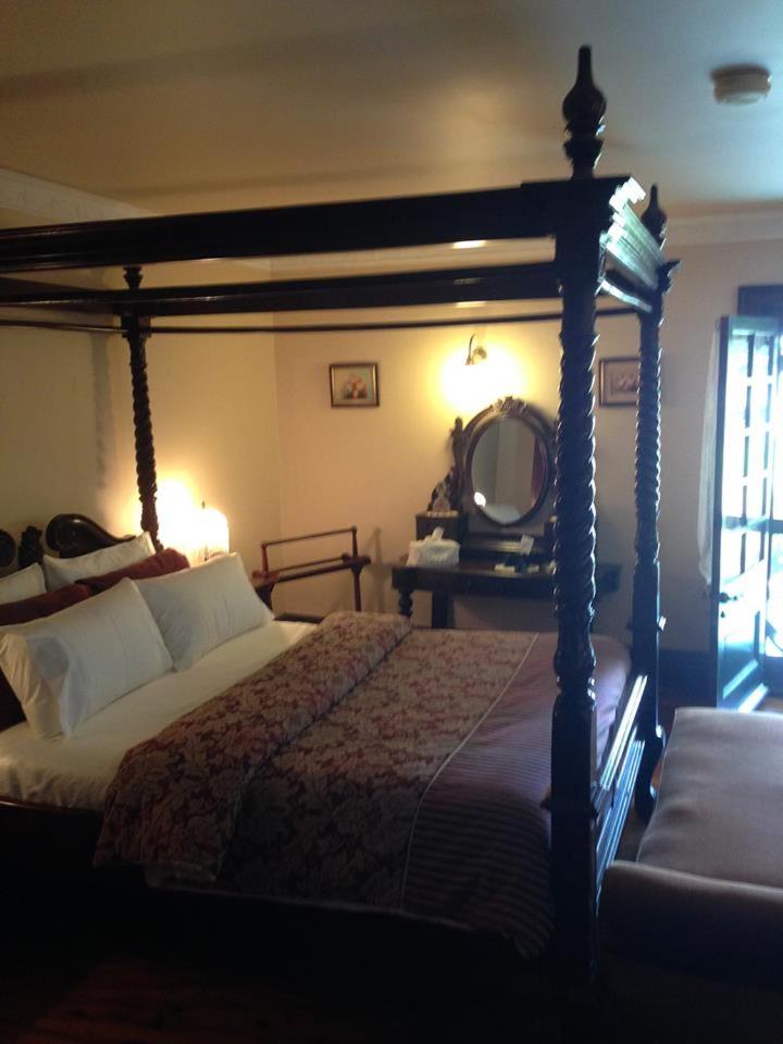 Lochinvar House