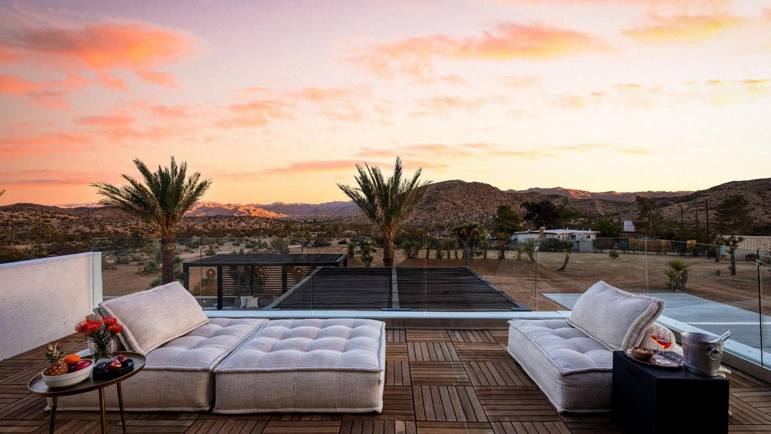 Iconic 6BR Desert Retreat w Pool Pickleball Fire Pit Joshua Tree Mansion by AvantStay