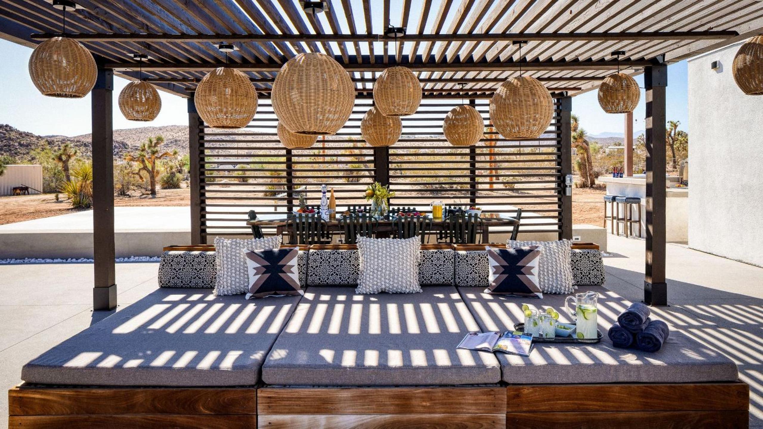 Iconic 6BR Desert Retreat w Pool Pickleball Fire Pit Joshua Tree Mansion by AvantStay