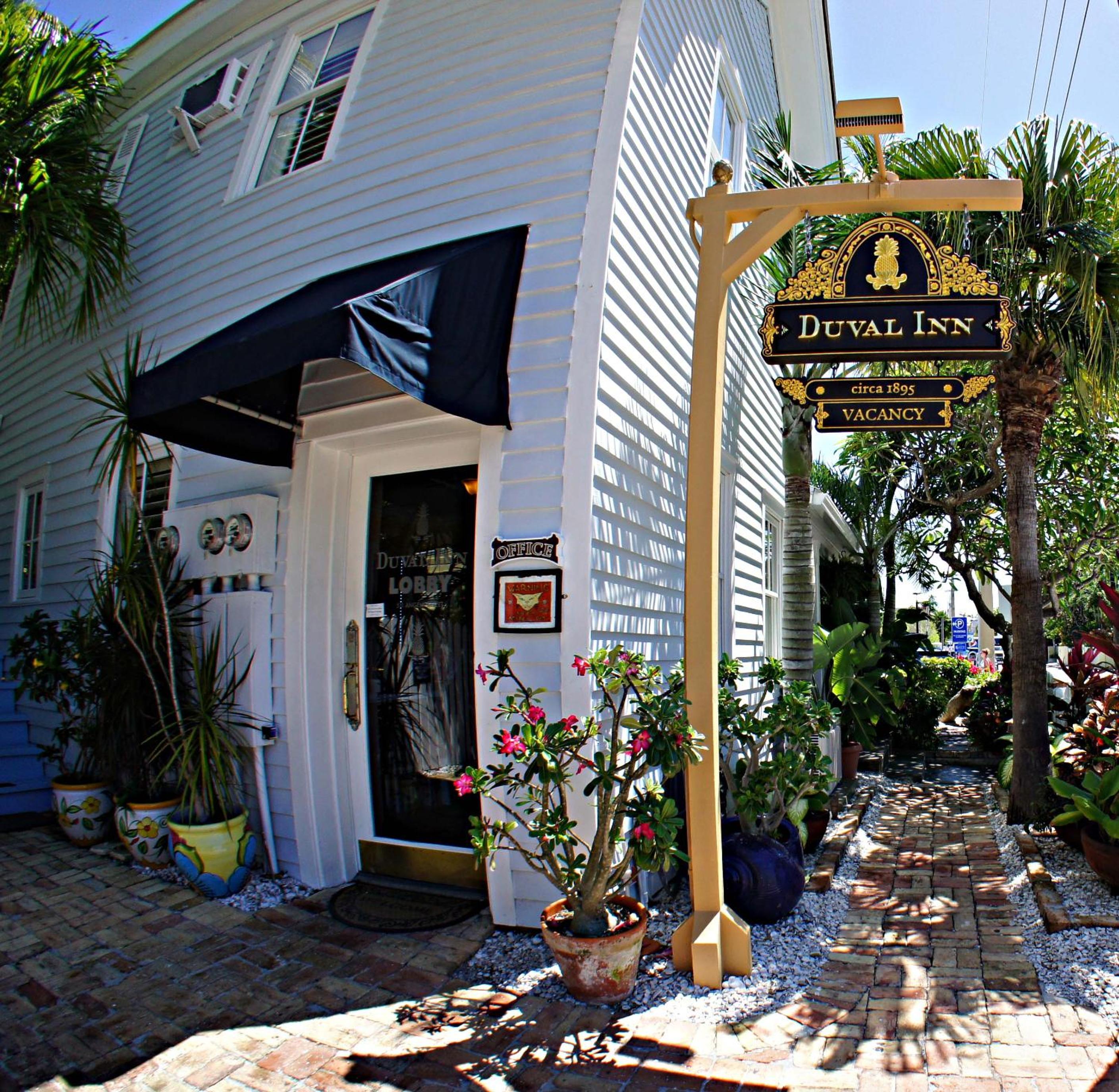 Duval Inn - Key West