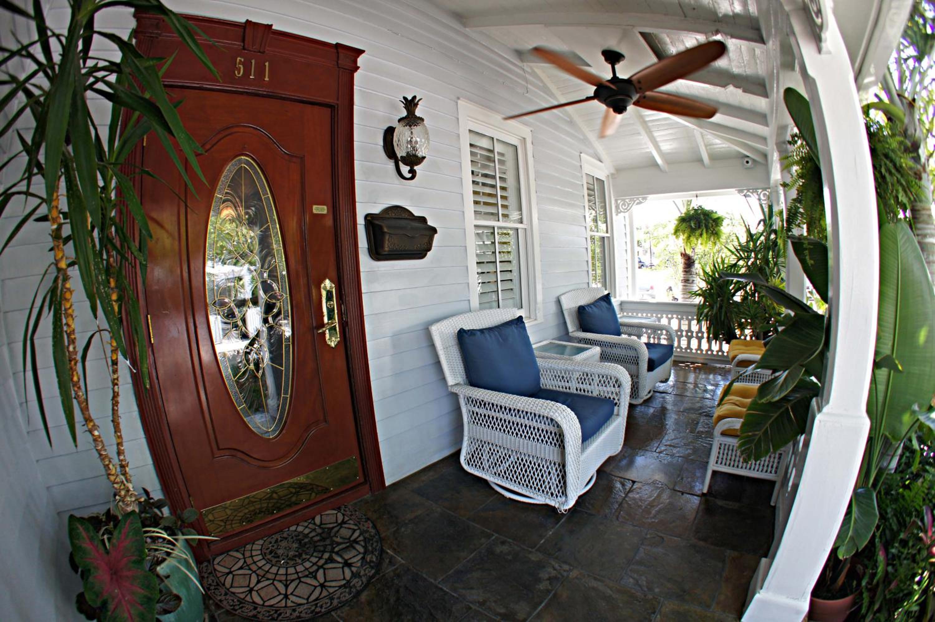 Duval Inn - Key West