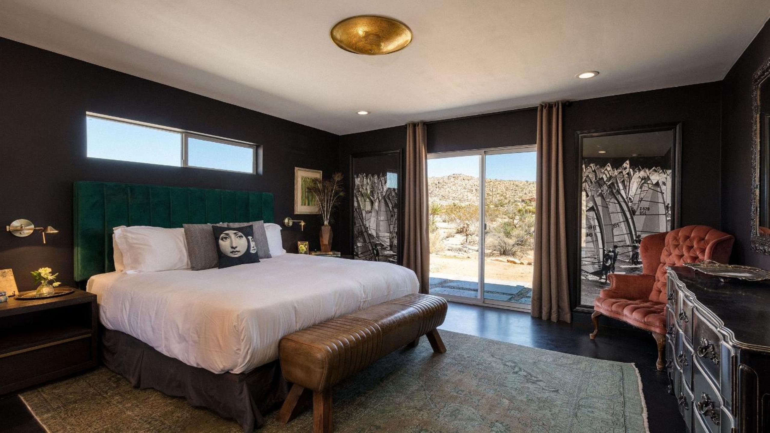Iconic 6BR Desert Retreat w Pool Pickleball Fire Pit Joshua Tree Mansion by AvantStay