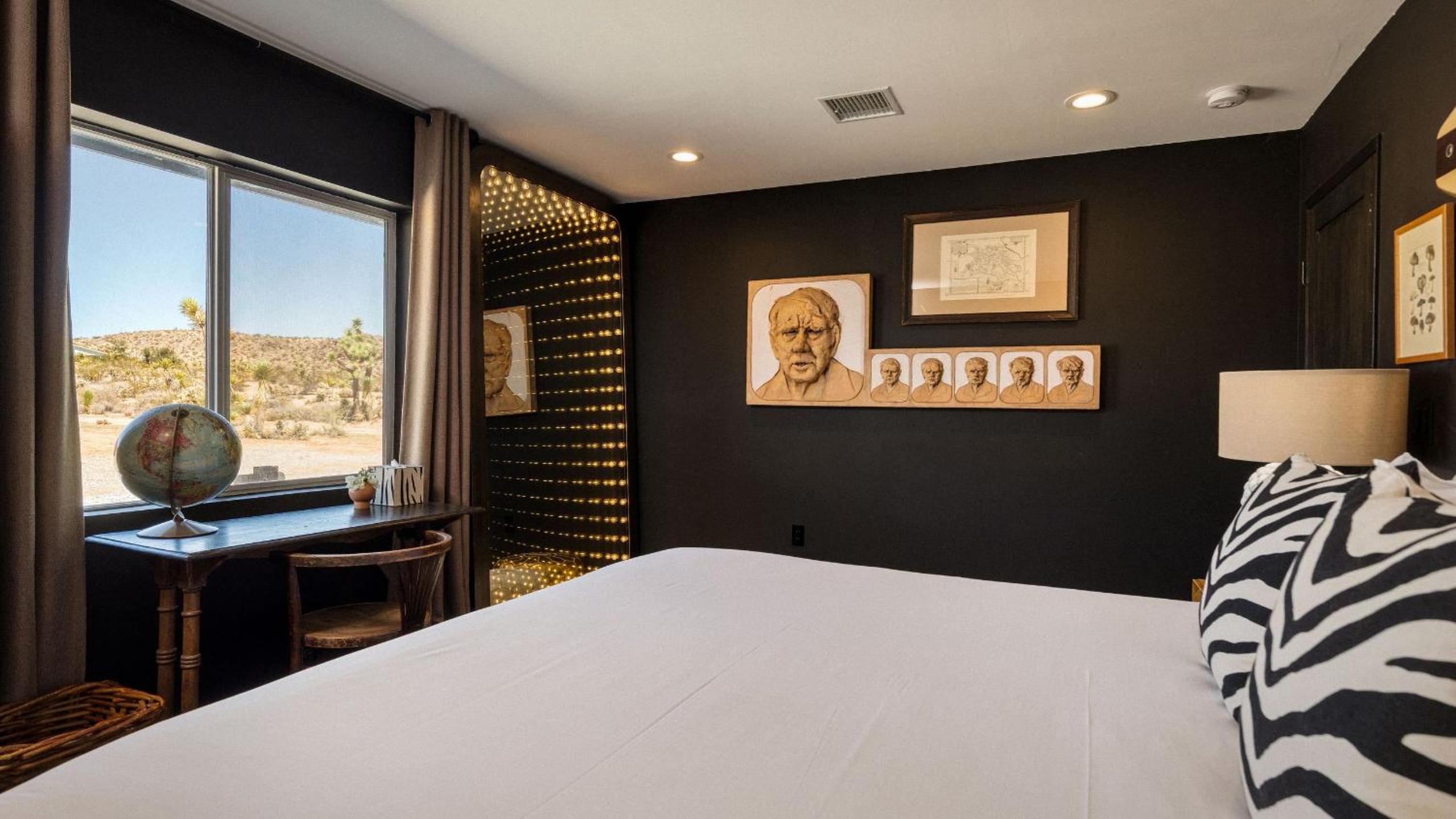 Iconic 6BR Desert Retreat w Pool Pickleball Fire Pit Joshua Tree Mansion by AvantStay