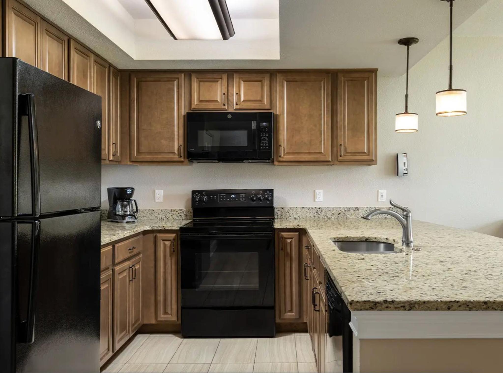 Weekly rental at Orange Lake Resort for a family of 8 people
