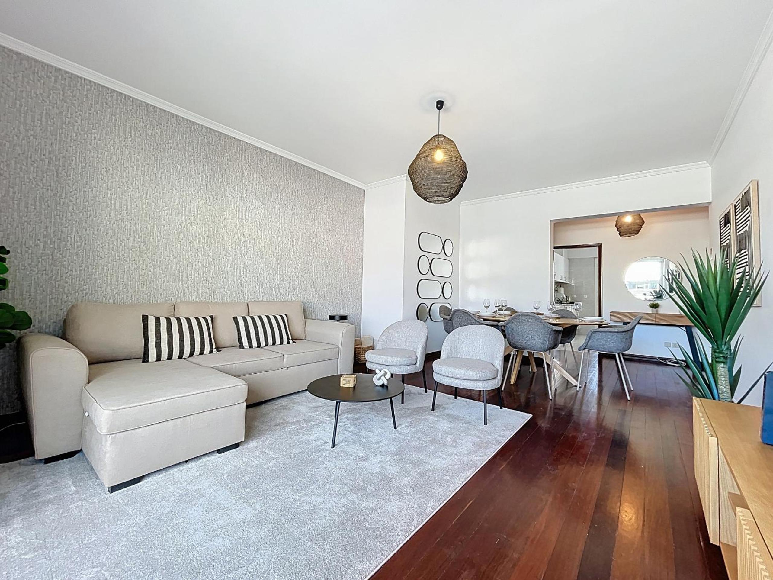 Lido Vista Apartment by Atlantic Holiday