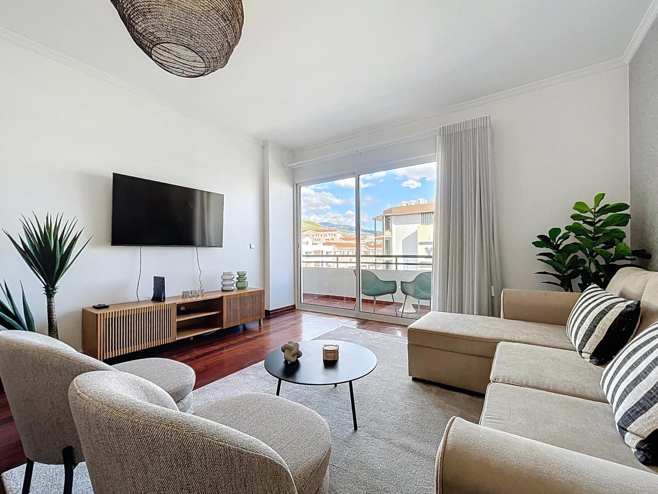 Lido Vista Apartment by Atlantic Holiday